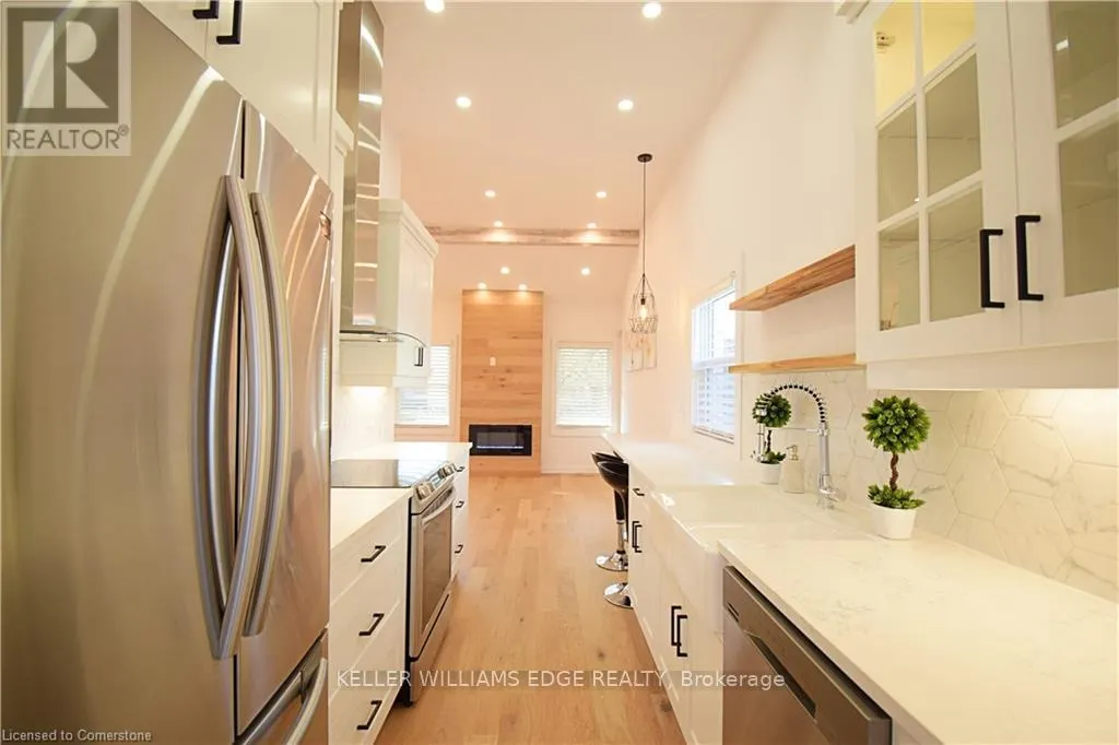 4 LANCASTER AVENUE