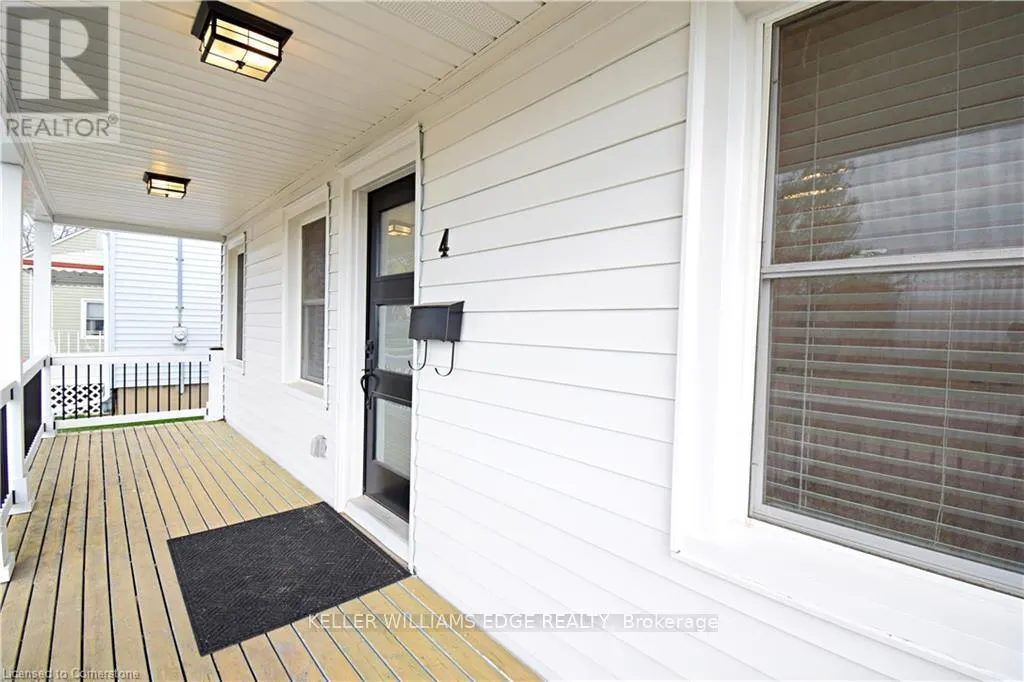 4 LANCASTER AVENUE