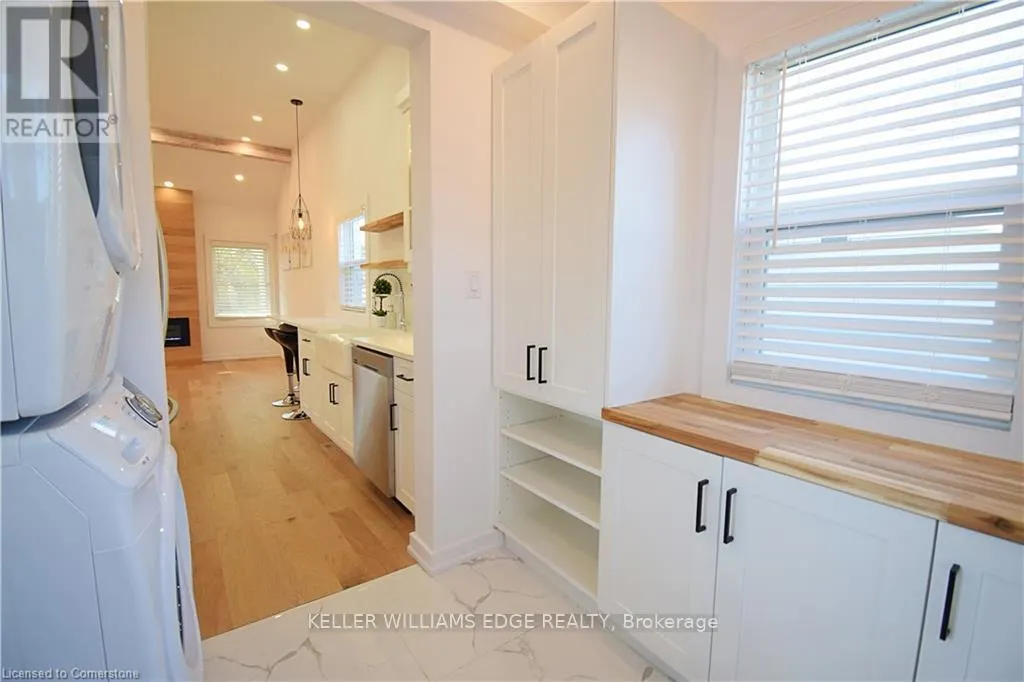 4 LANCASTER AVENUE
