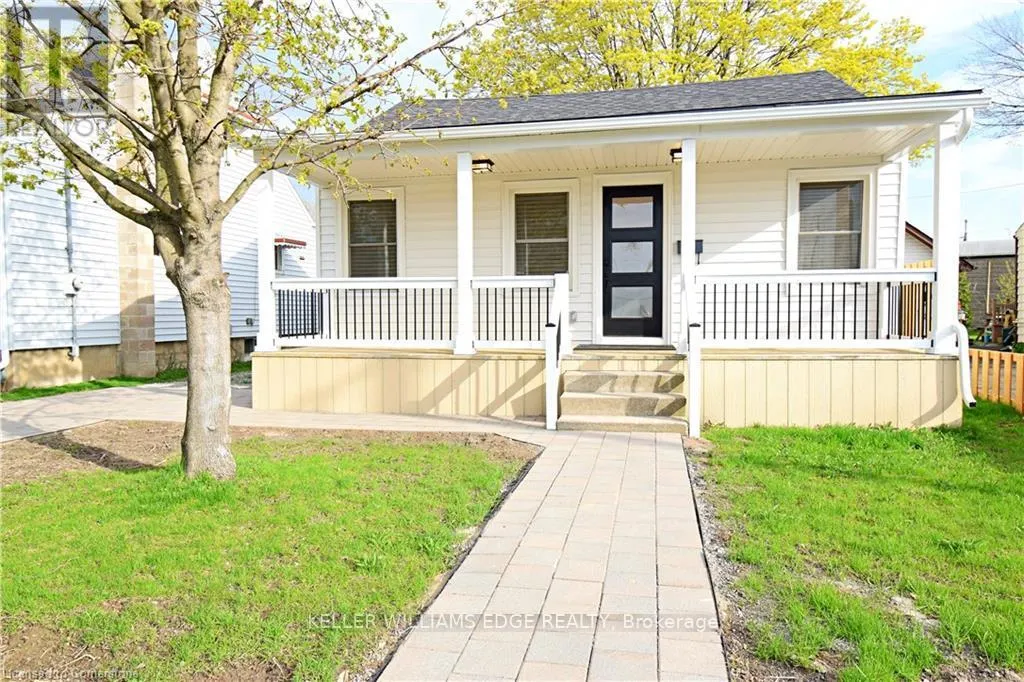 4 LANCASTER AVENUE