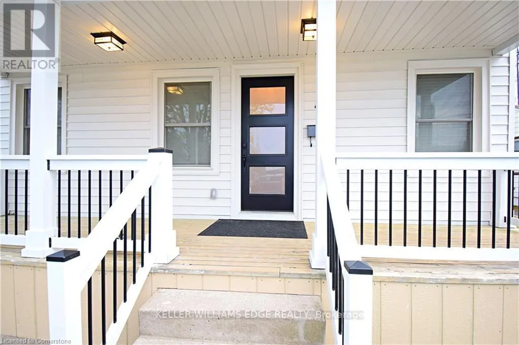4 LANCASTER AVENUE