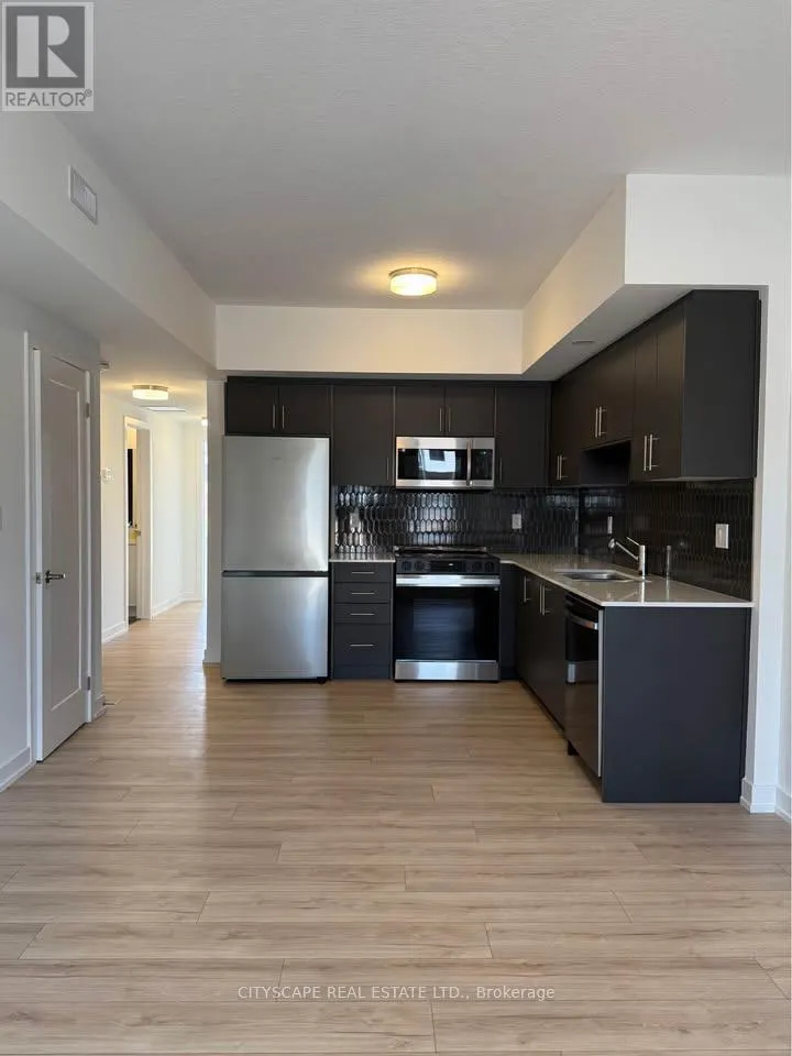 66 - 940 ST DAVID STREET N