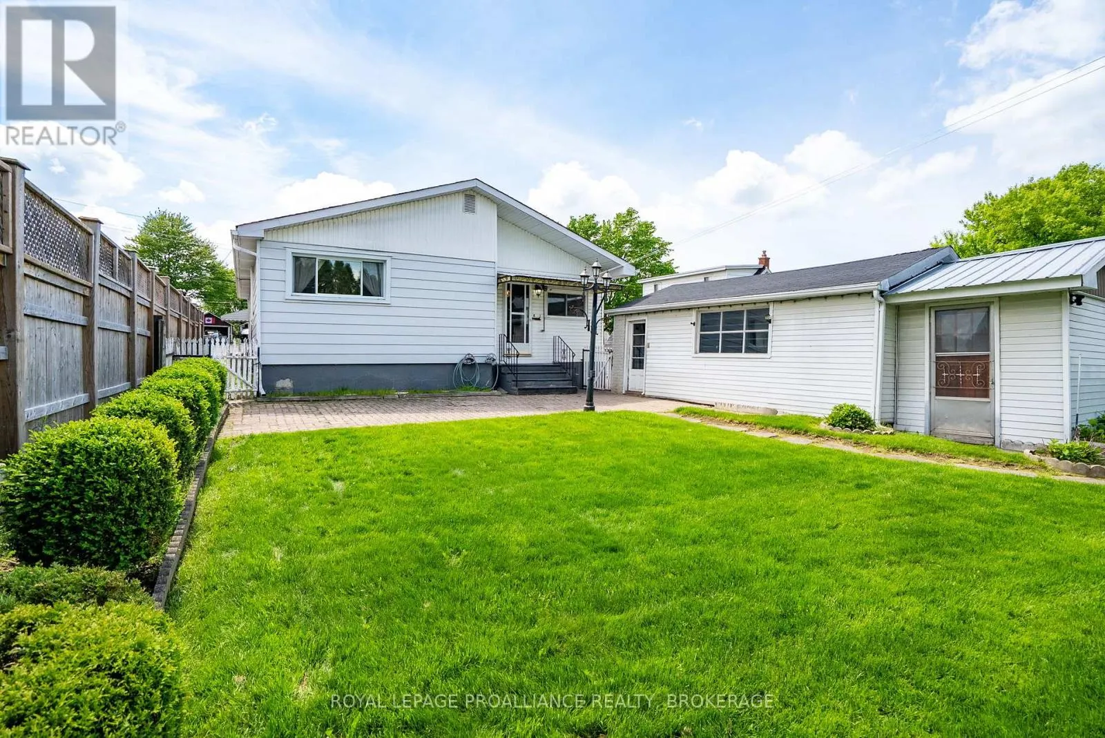 224 DANIS AVENUE