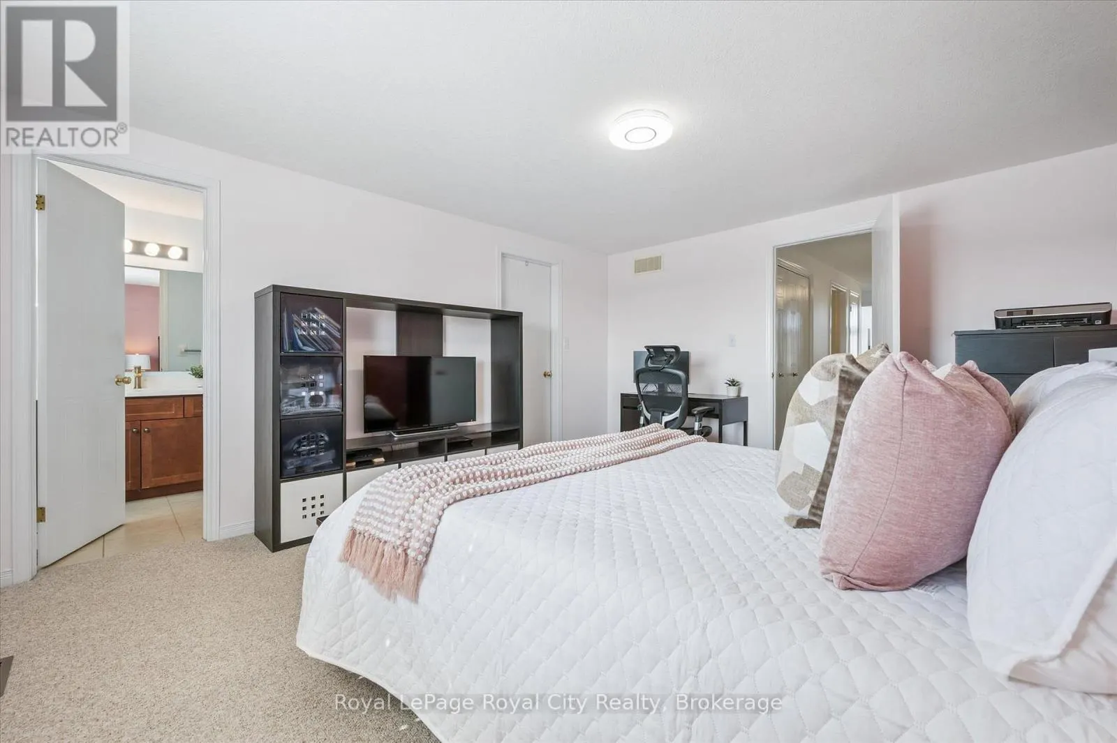 26 HASLER CRESCENT