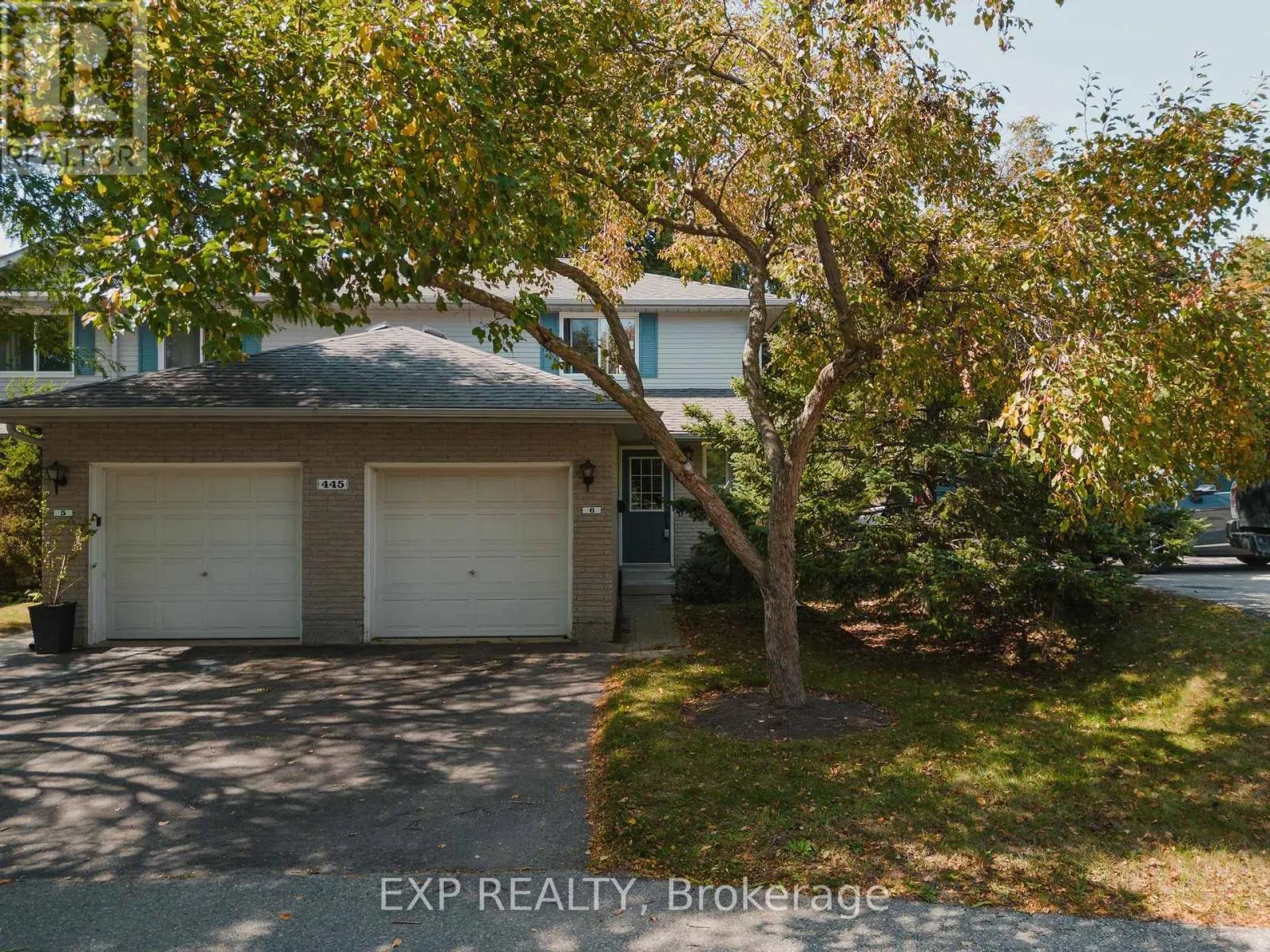 6 - 445 KINGSCOURT DRIVE