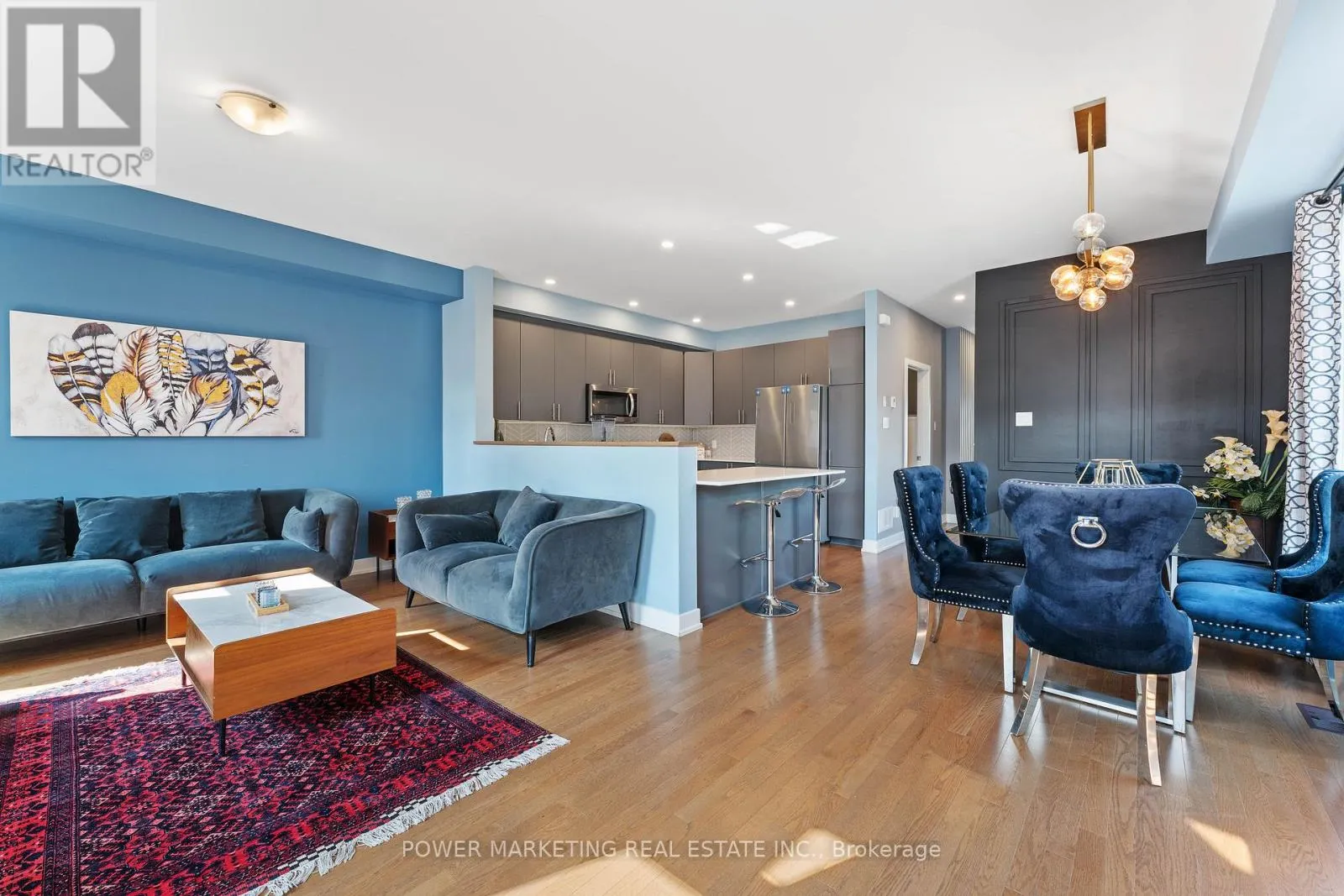 74 FINSBURY AVENUE
