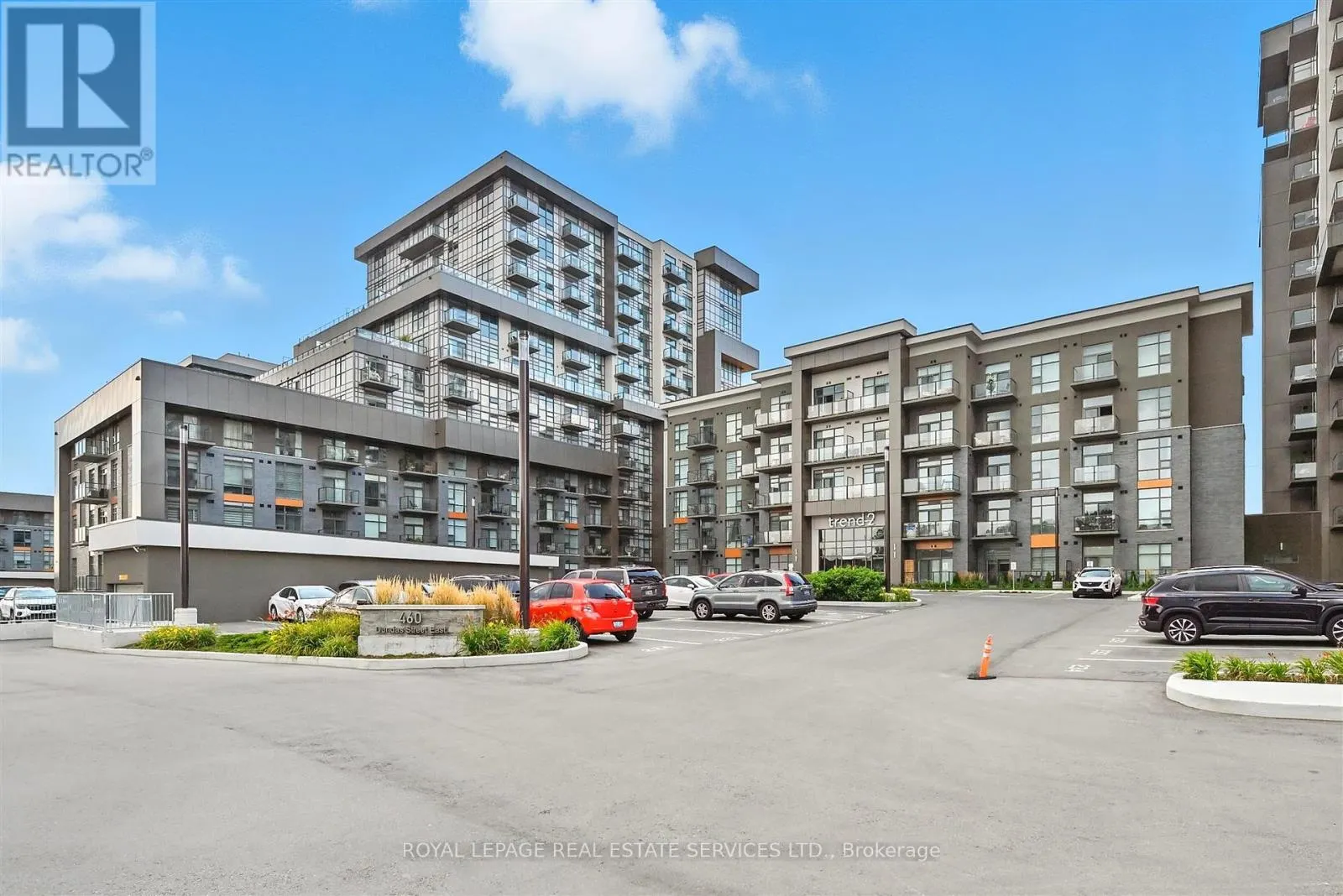 1204 - 460 DUNDAS STREET E