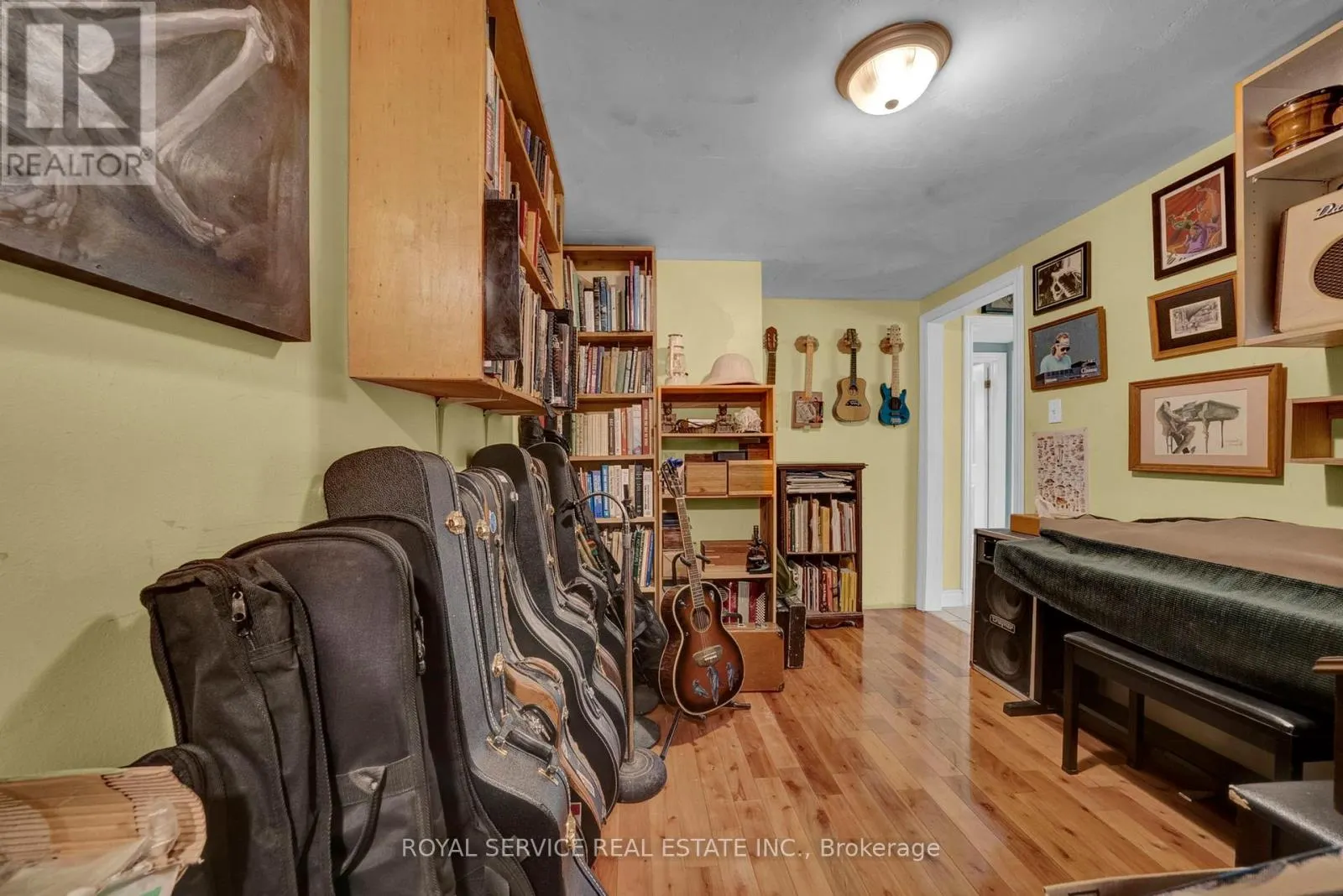 1204 PIGEON CREEK ROAD