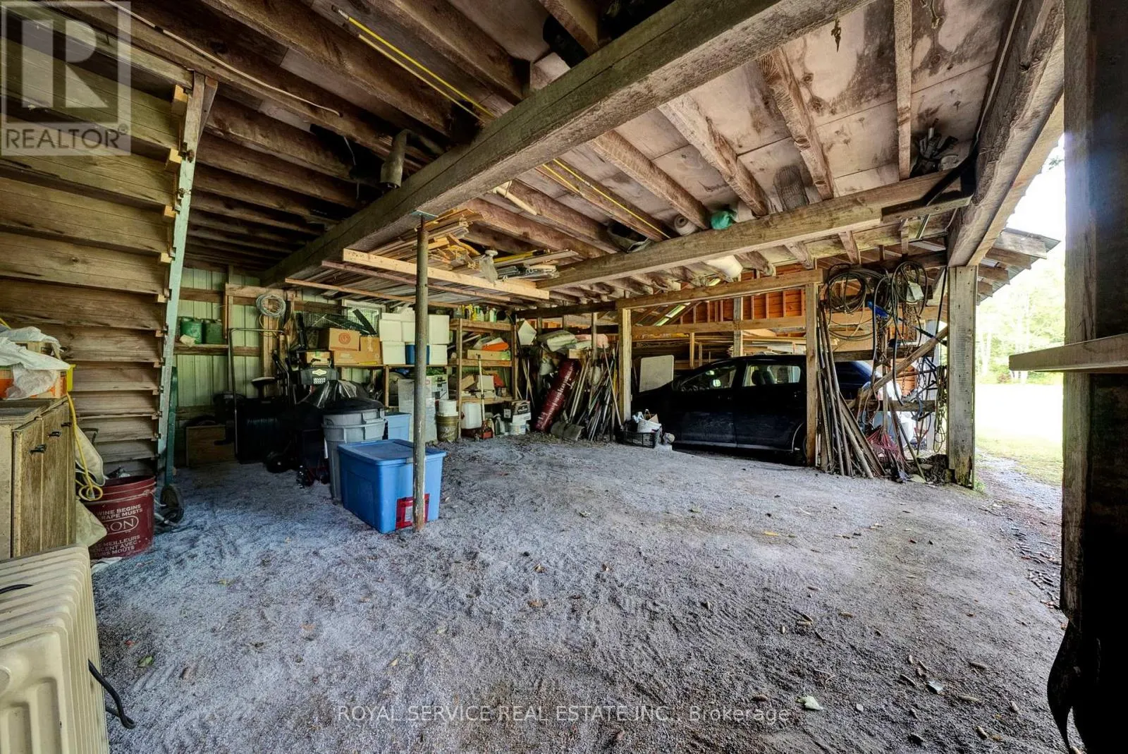 1204 PIGEON CREEK ROAD