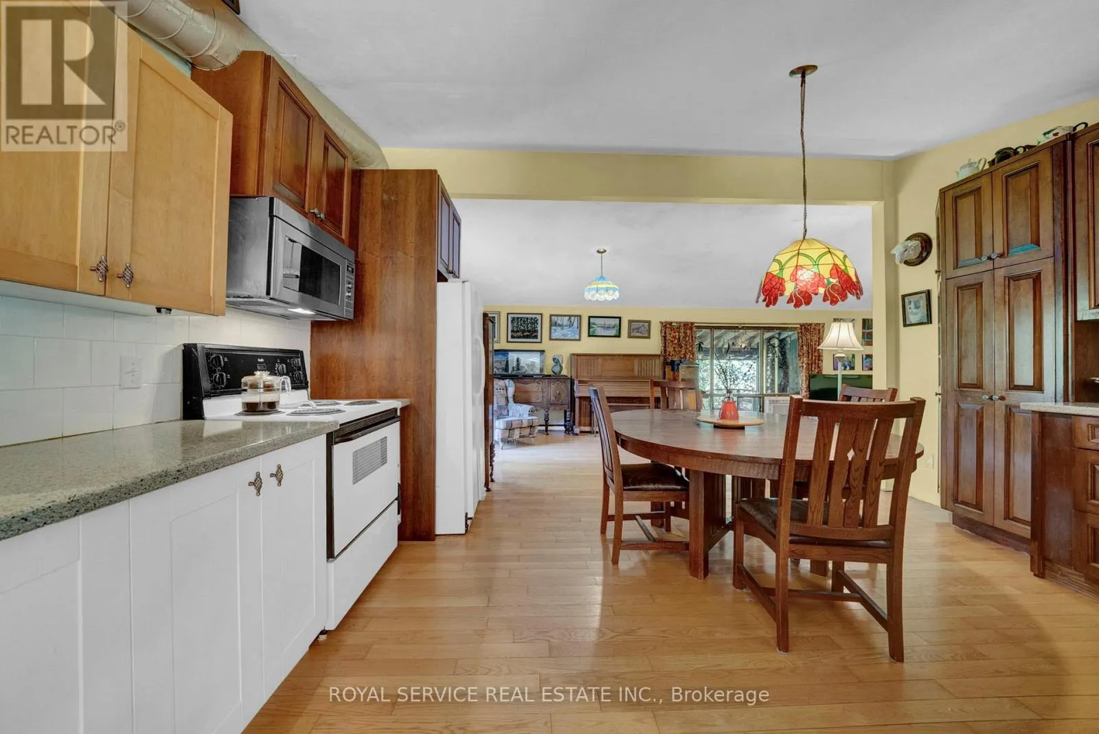 1204 PIGEON CREEK ROAD
