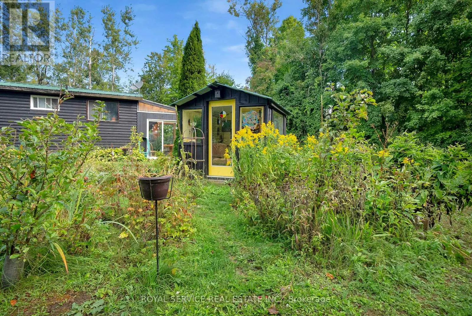 1204 PIGEON CREEK ROAD