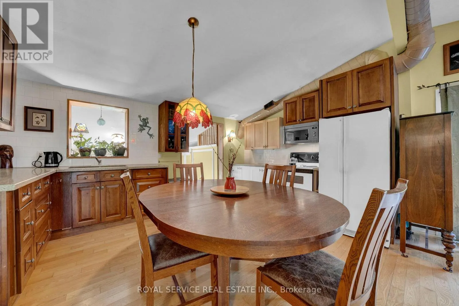 1204 PIGEON CREEK ROAD
