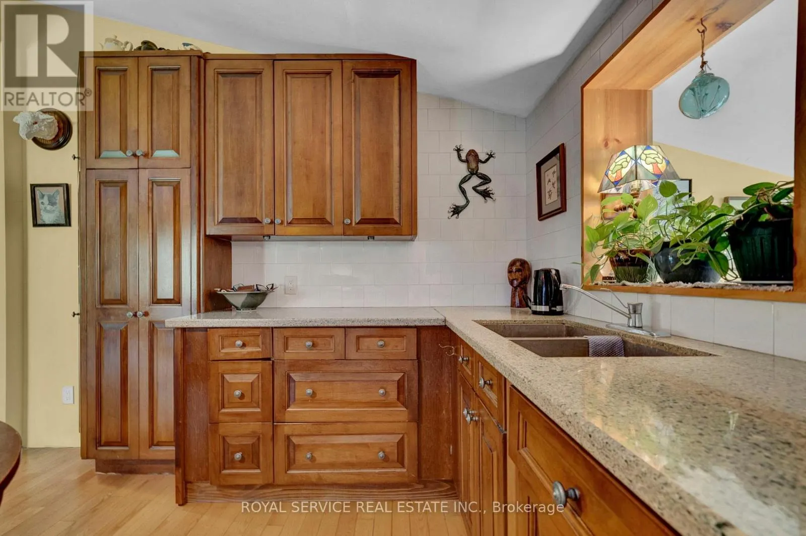 1204 PIGEON CREEK ROAD
