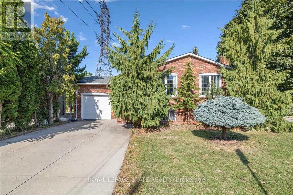 640 COCHRANE ROAD
