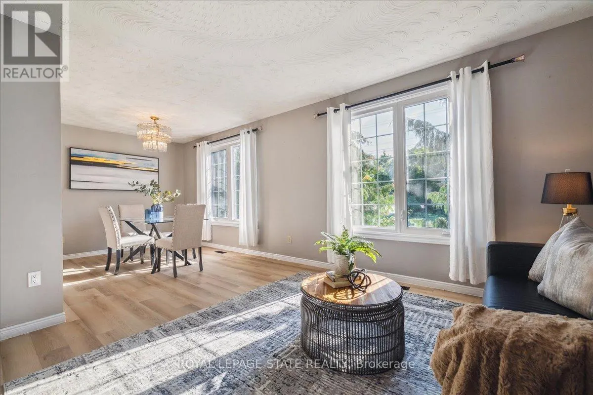 640 COCHRANE ROAD