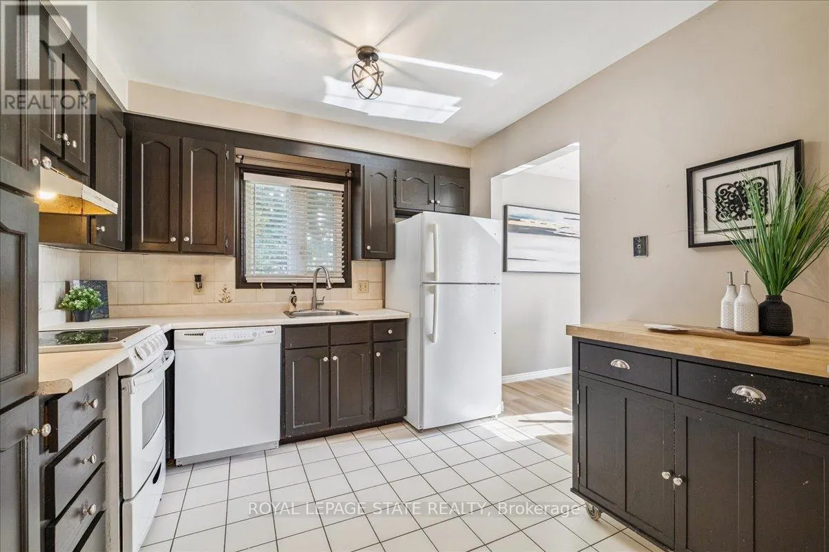 640 COCHRANE ROAD