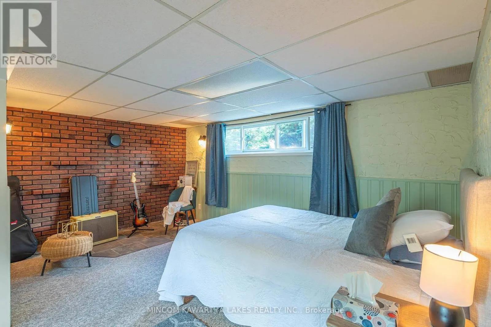 919 SYDENHAM ROAD