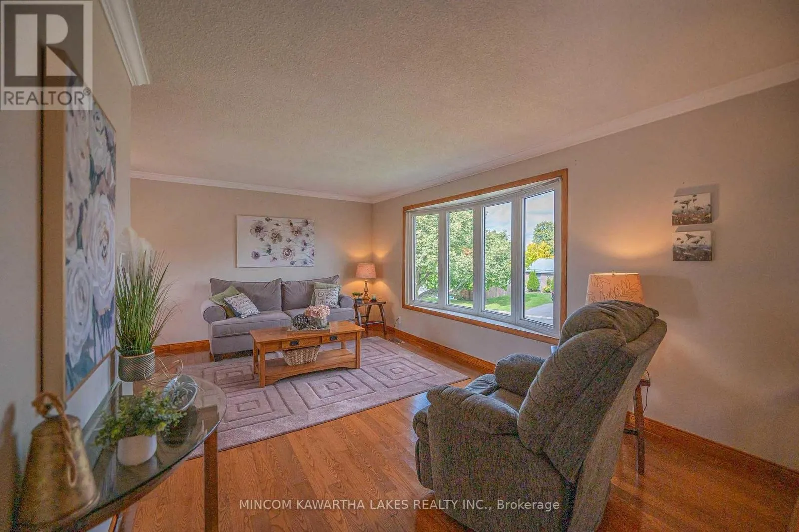 919 SYDENHAM ROAD