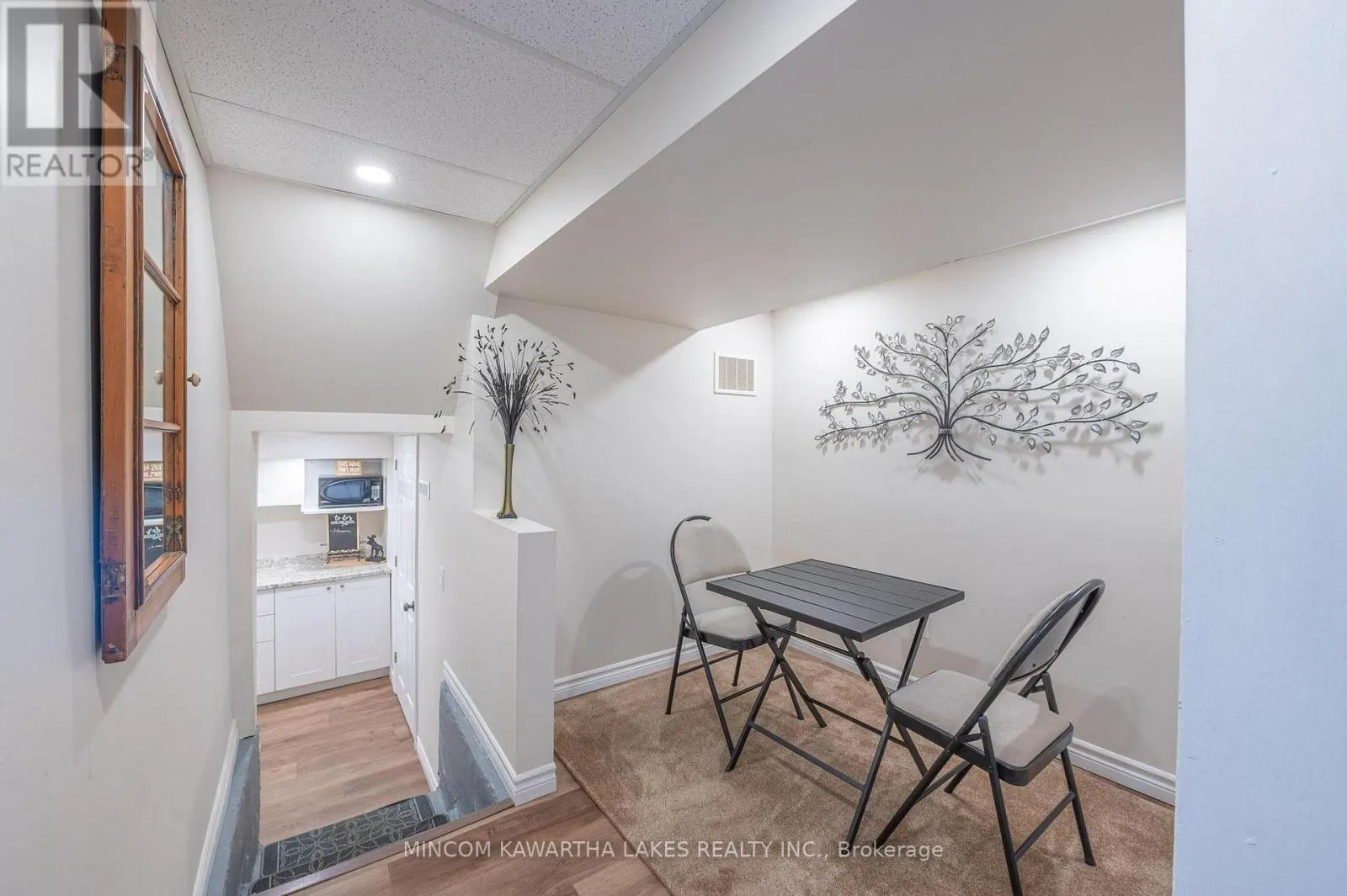 919 SYDENHAM ROAD