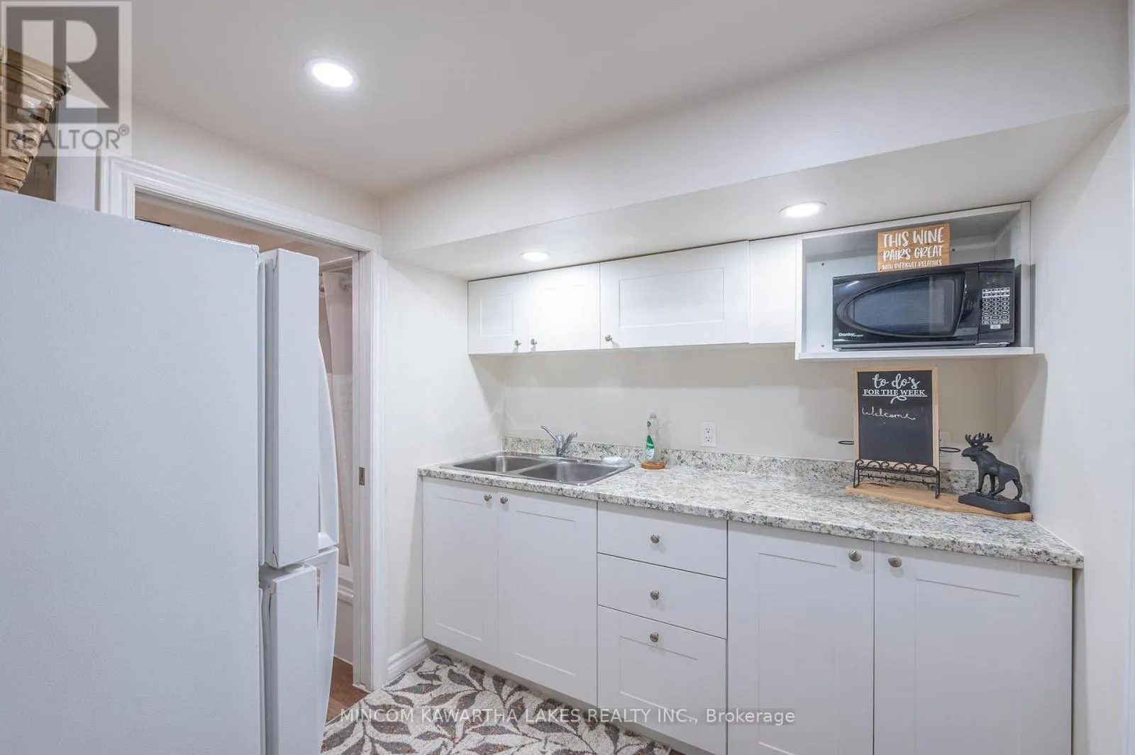 919 SYDENHAM ROAD