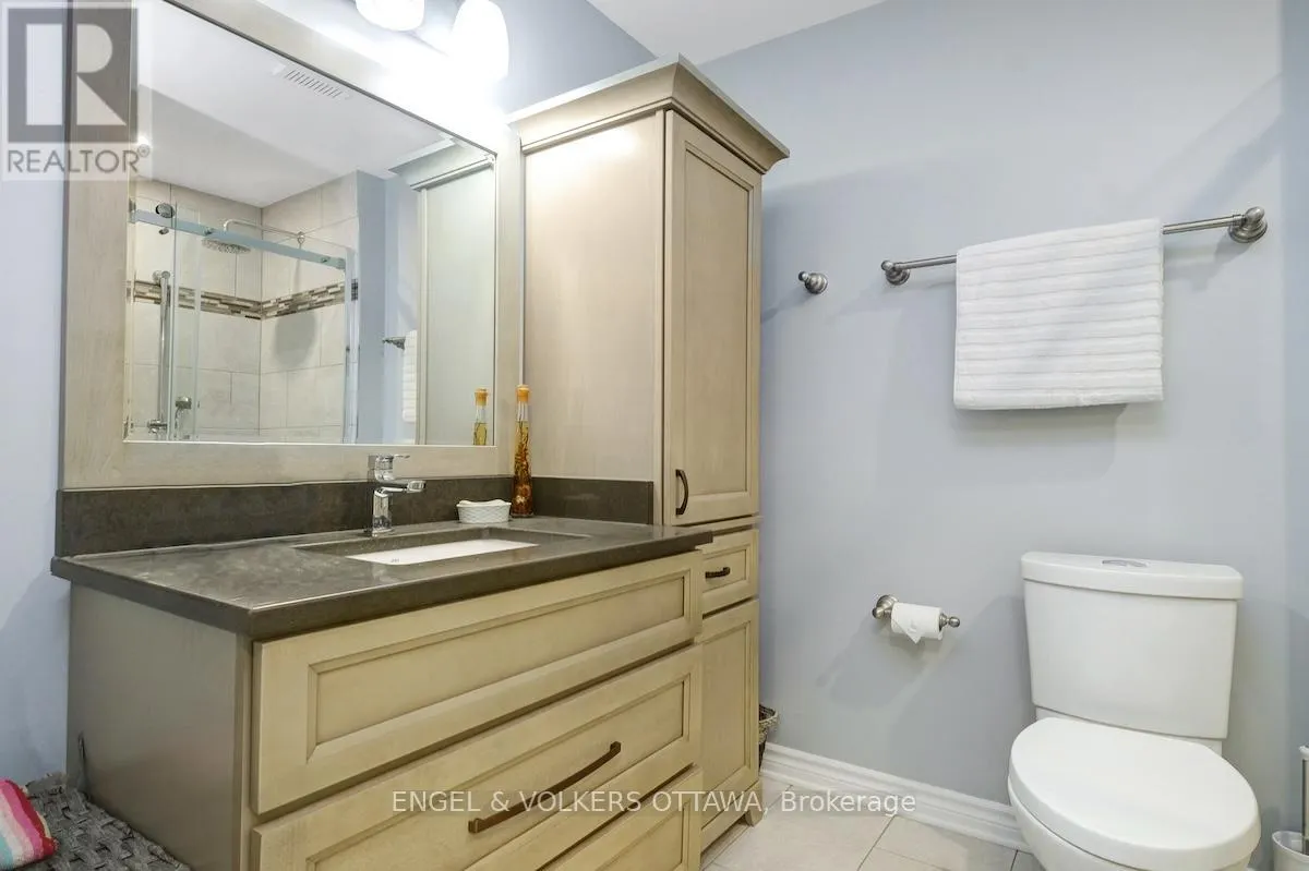 6 STOCKPORT PRIVATE