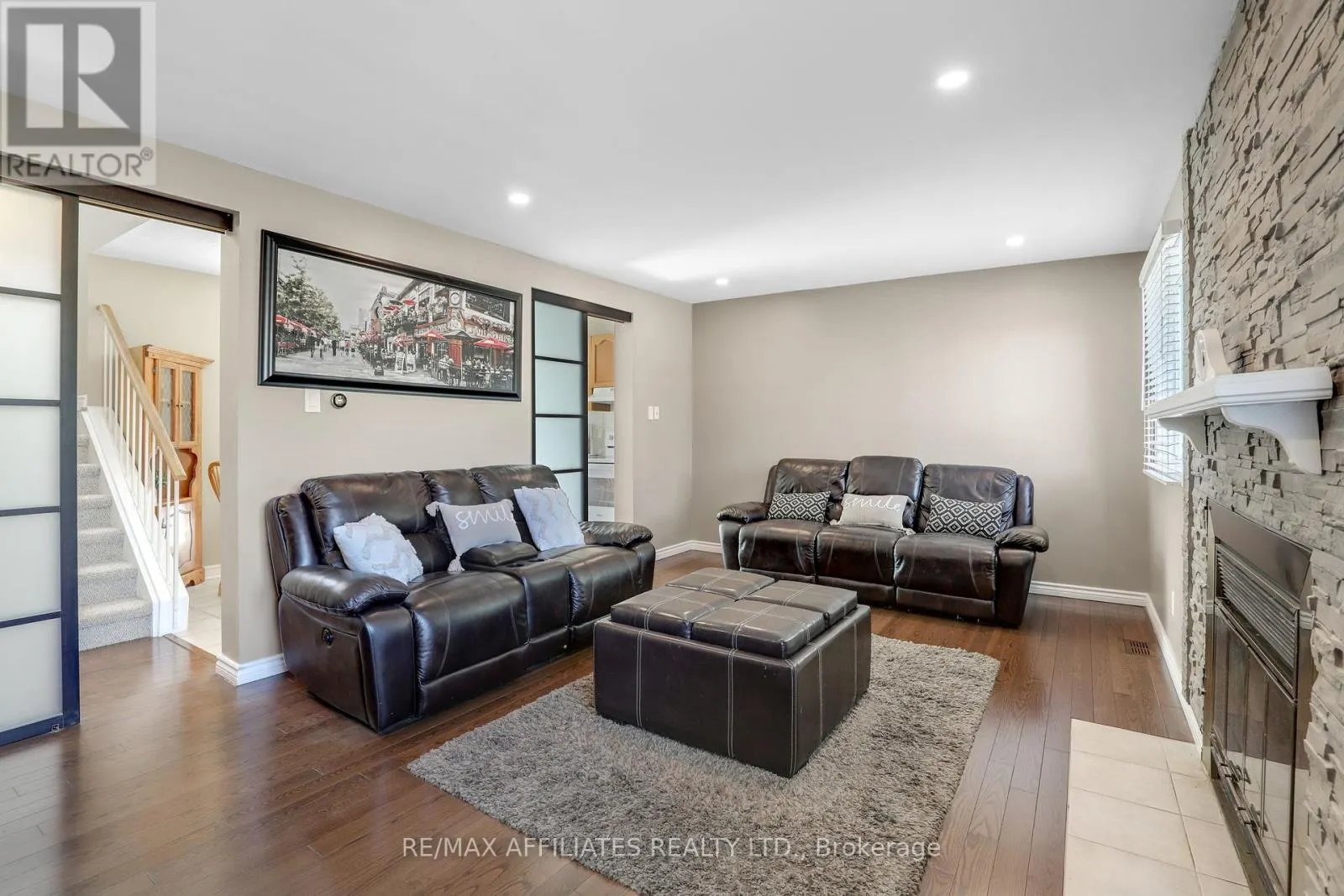 22 CASTLEGREEN PRIVATE