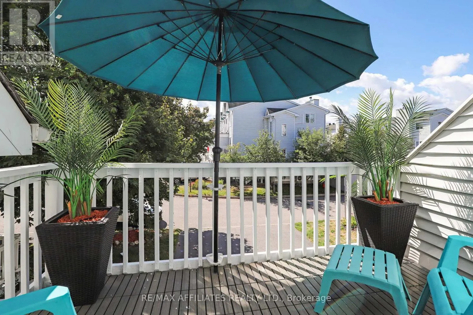 22 CASTLEGREEN PRIVATE