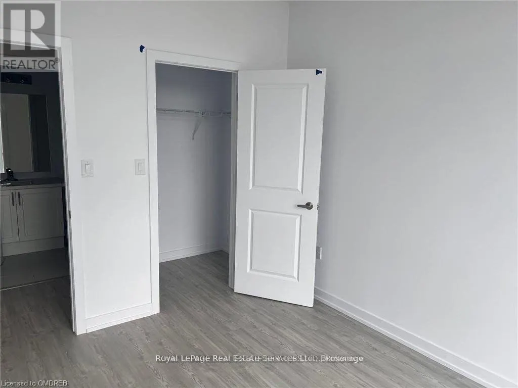 513 - 450 DUNDAS STREET E, #513