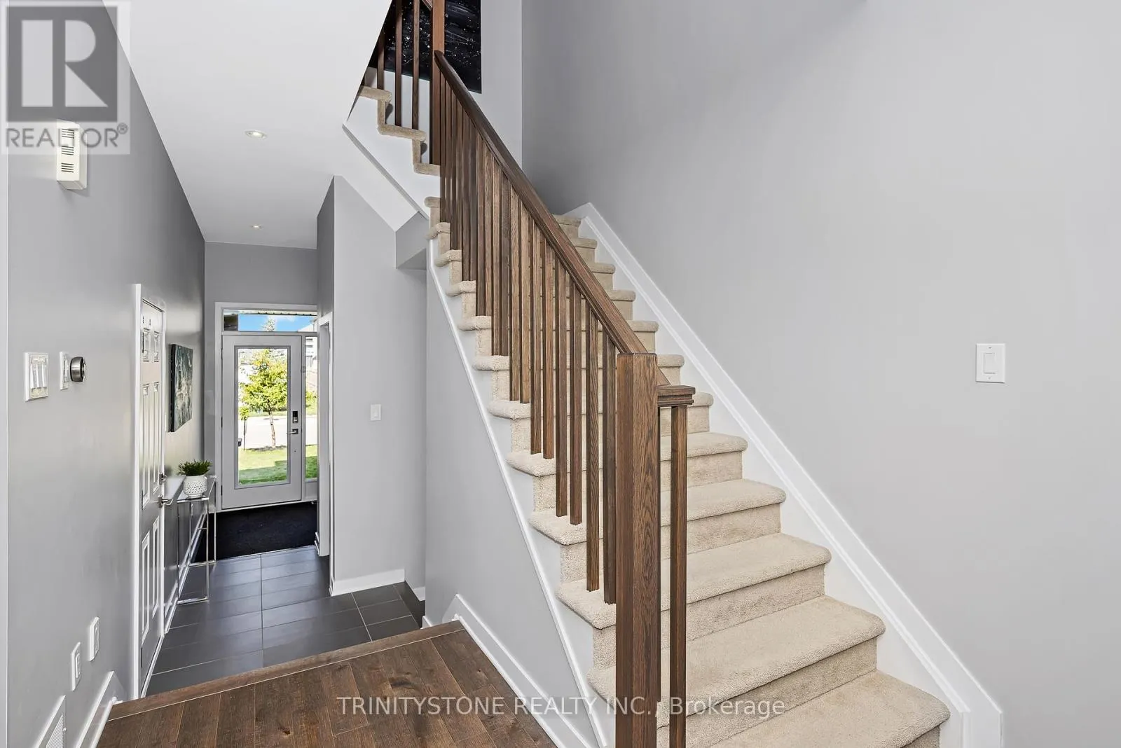 127 SHINNY AVENUE
