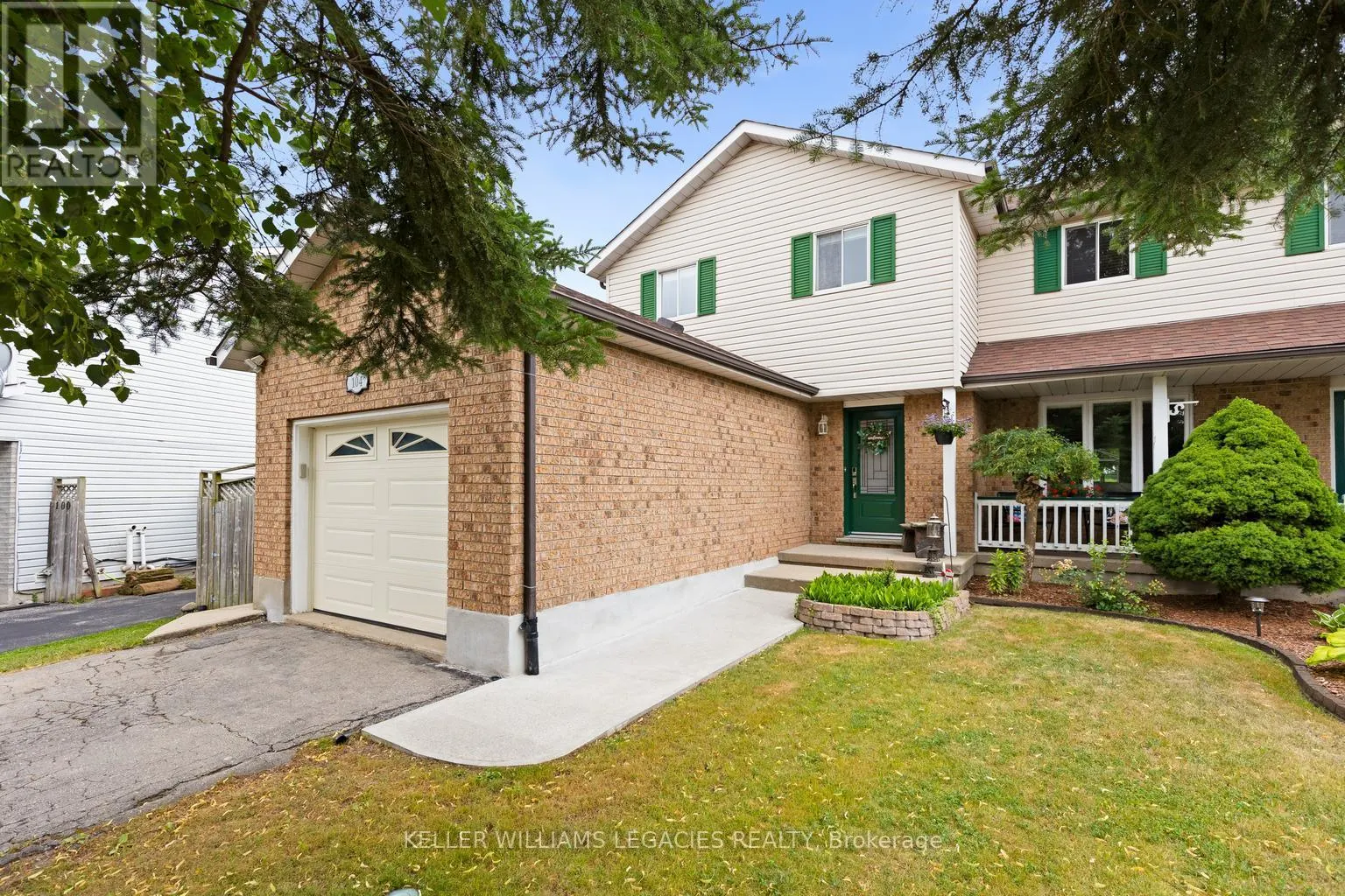 104 DYER COURT