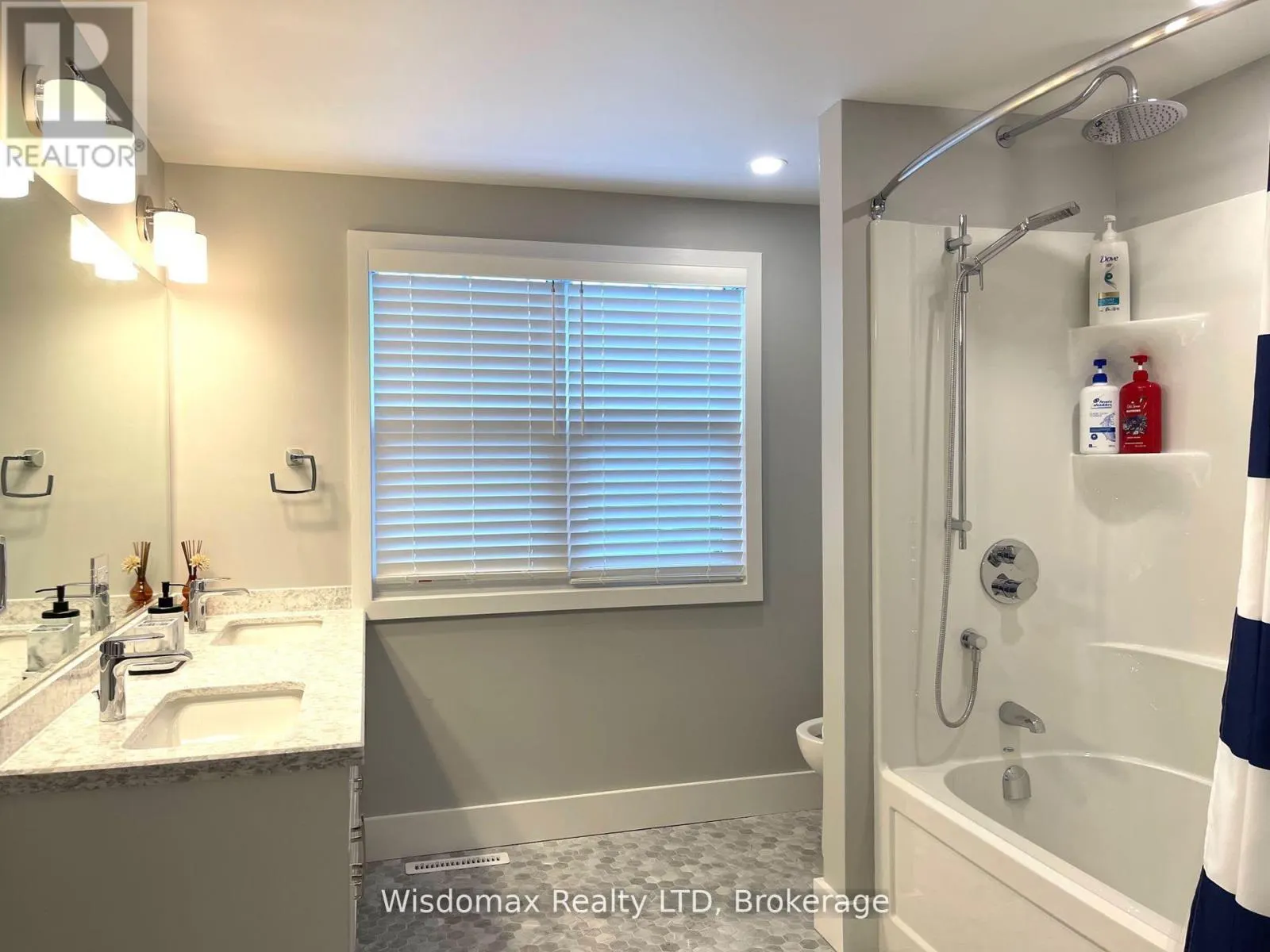341 LAKESHORE ROAD