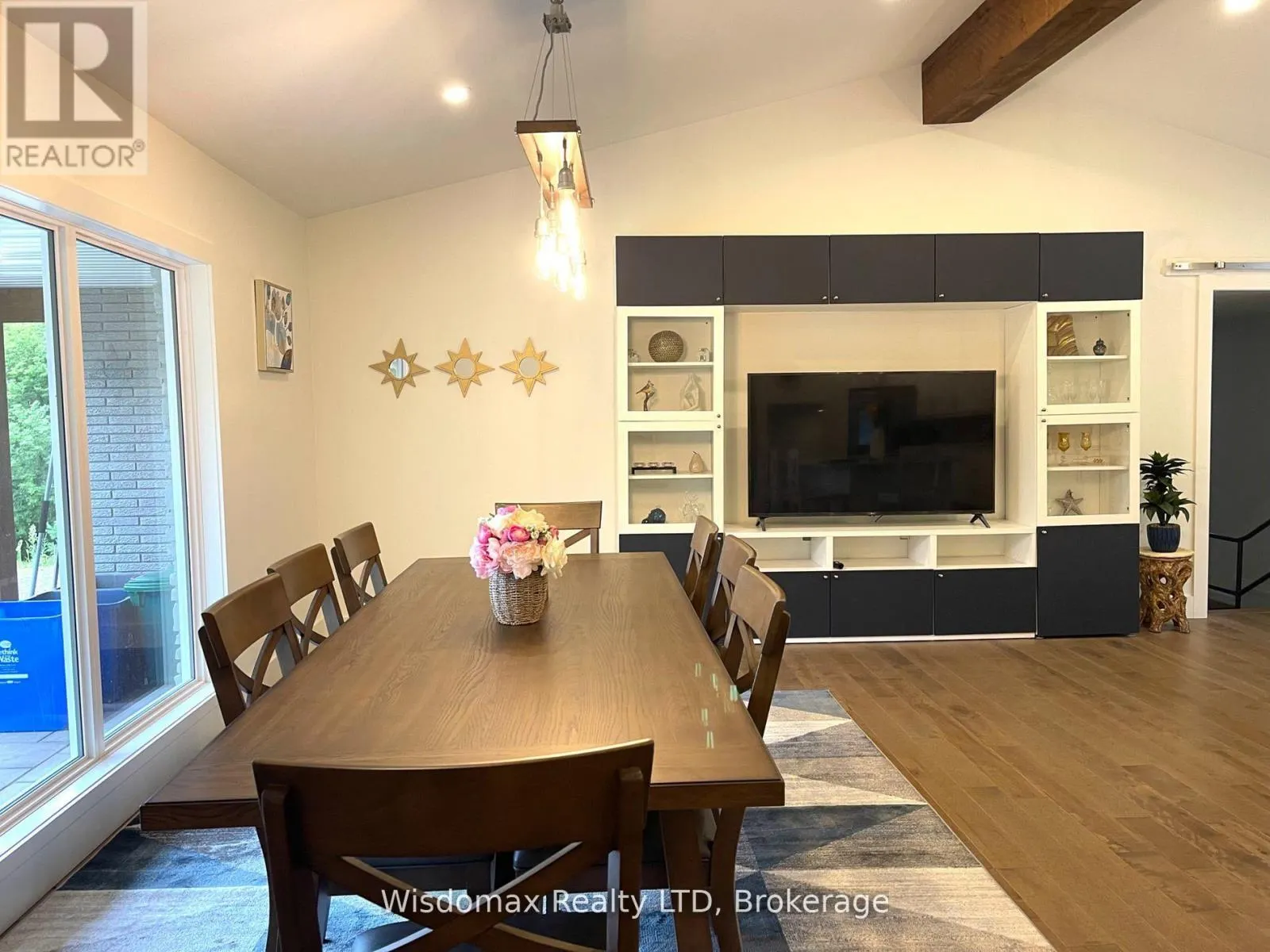 341 LAKESHORE ROAD