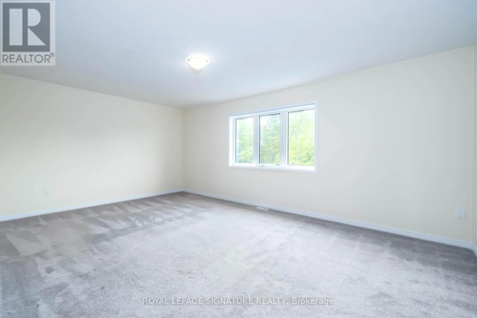 11 FLEMING CRESCENT