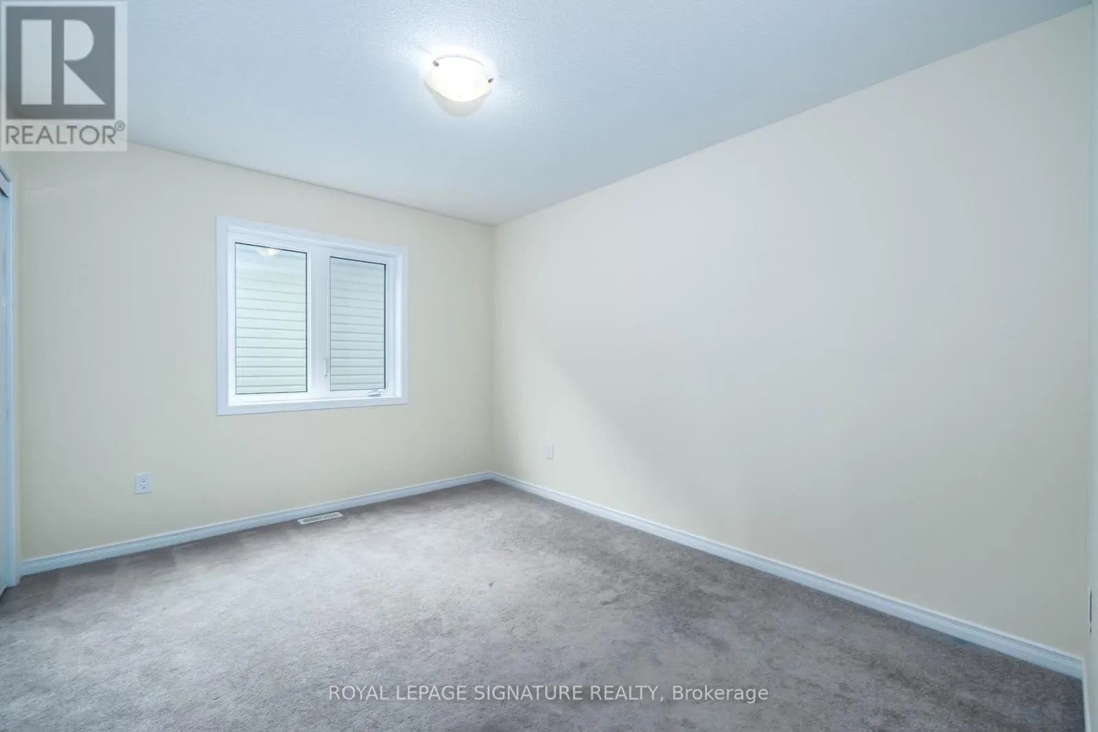 11 FLEMING CRESCENT