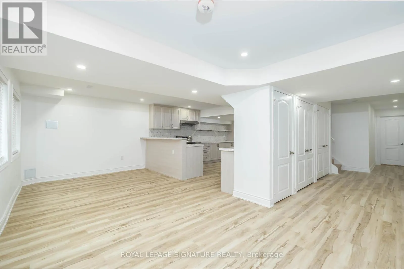 11 FLEMING CRESCENT