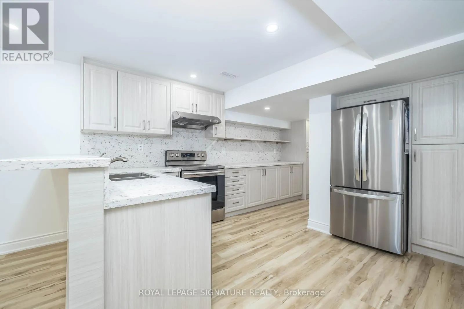 11 FLEMING CRESCENT