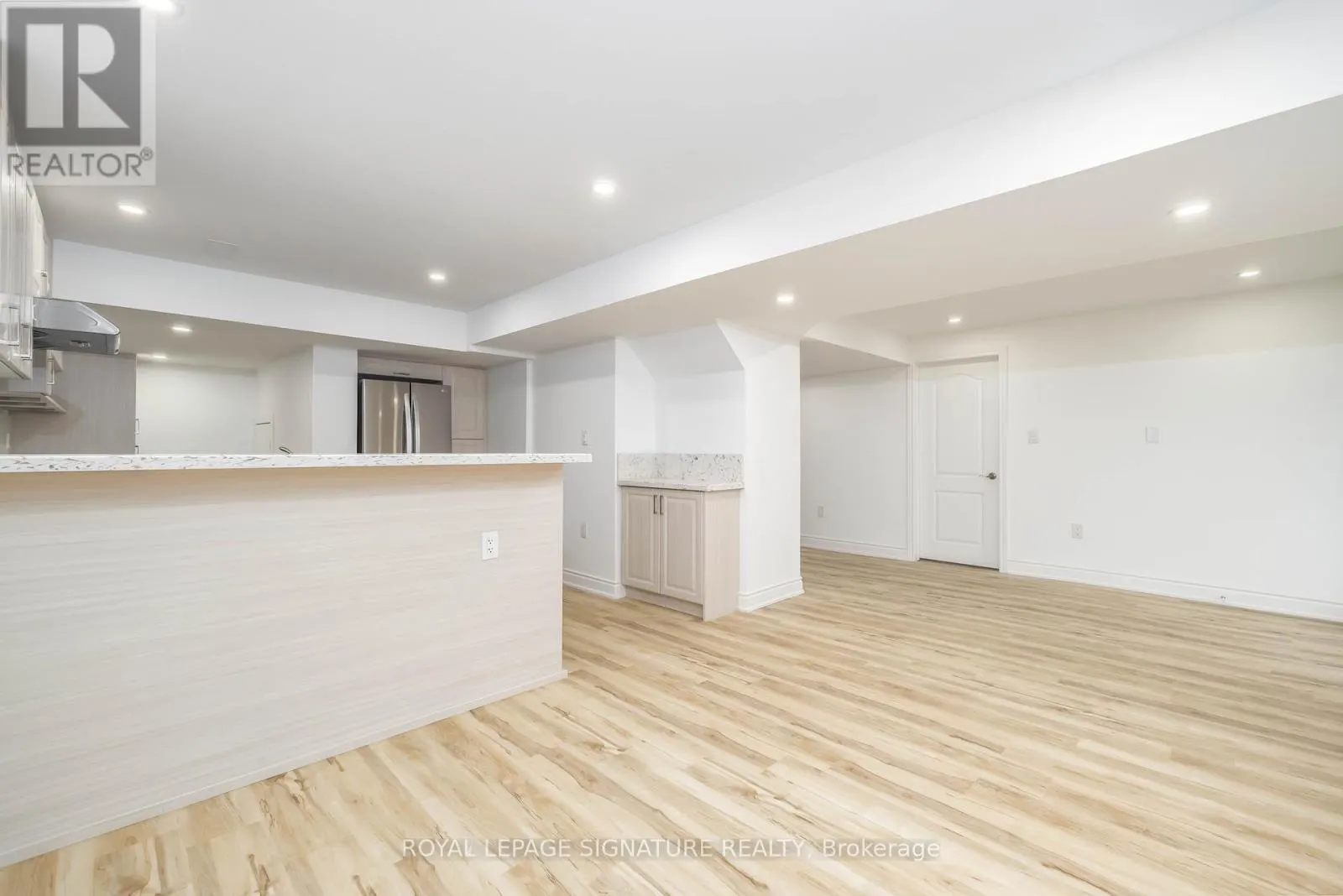 11 FLEMING CRESCENT