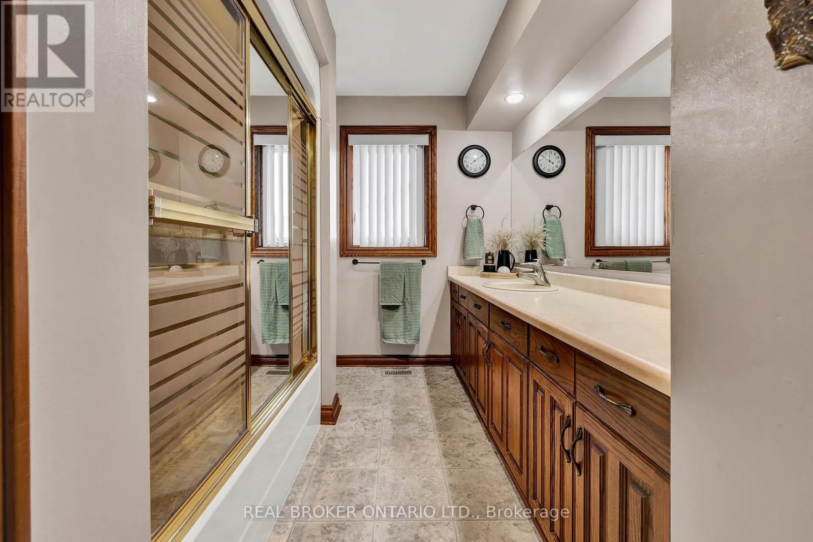 1 SHANTZ PLACE