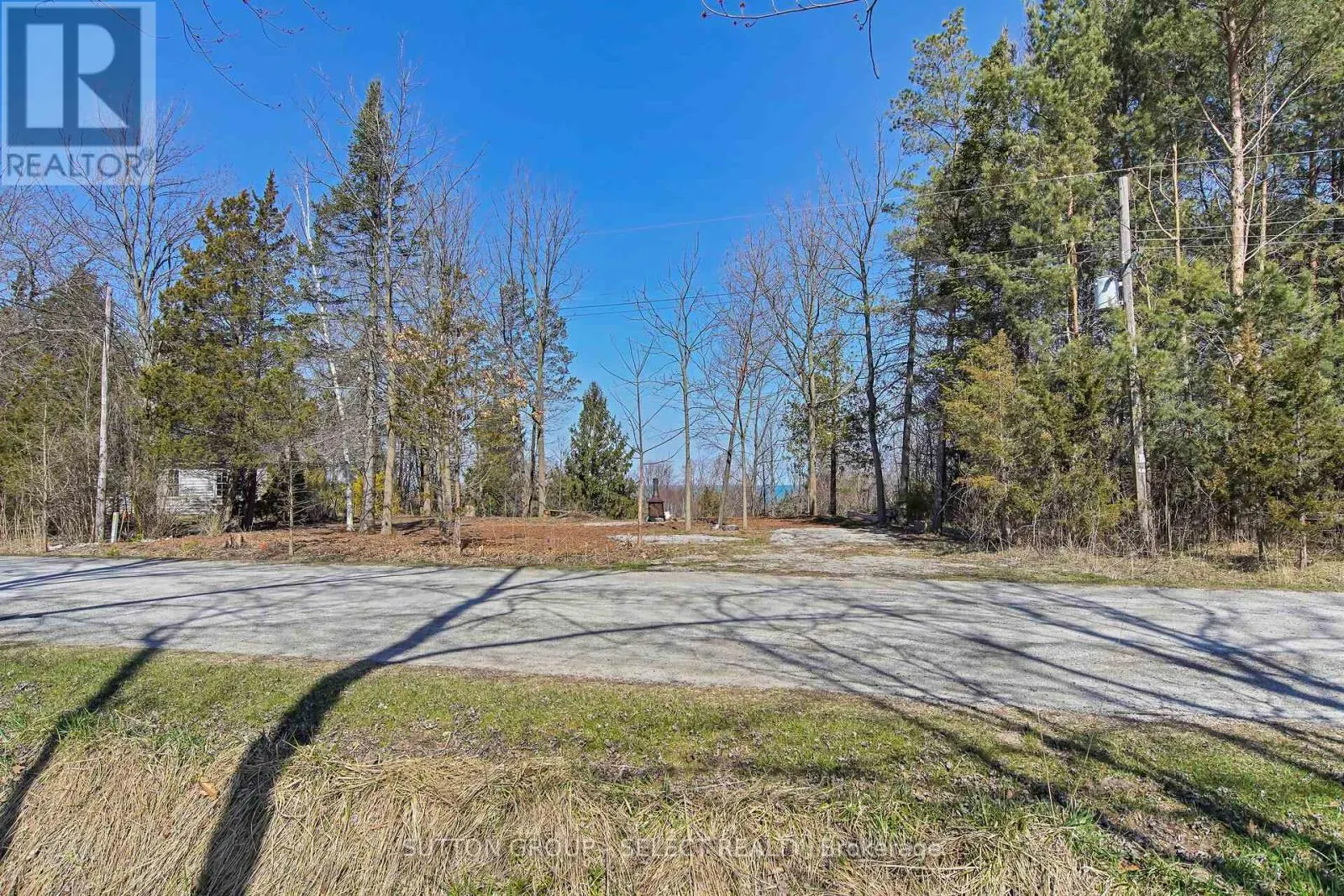 5 HURON VIEW AVENUE