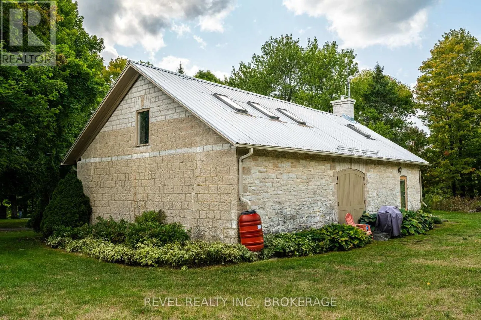 4247 HENDERSON ROAD