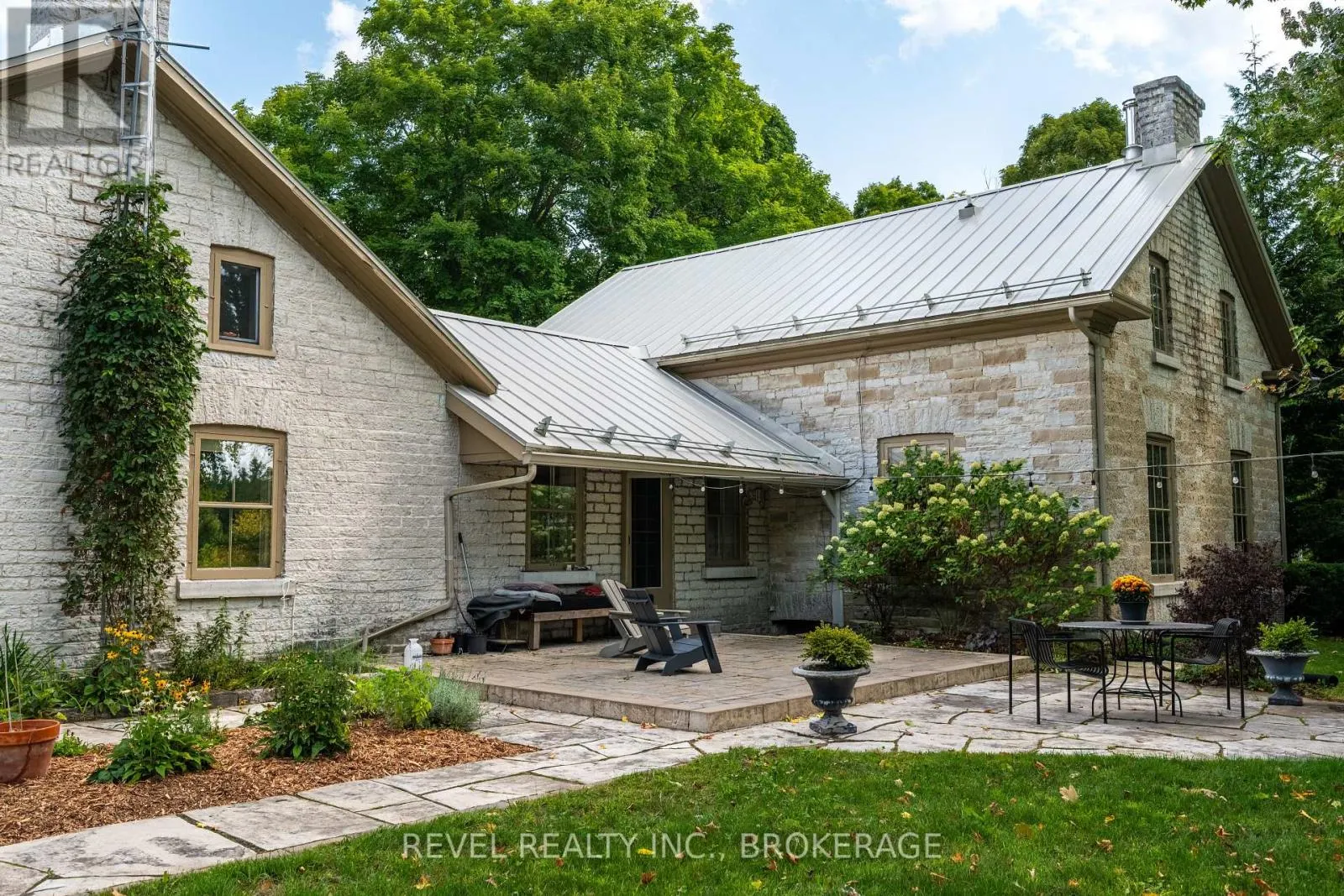 4247 HENDERSON ROAD