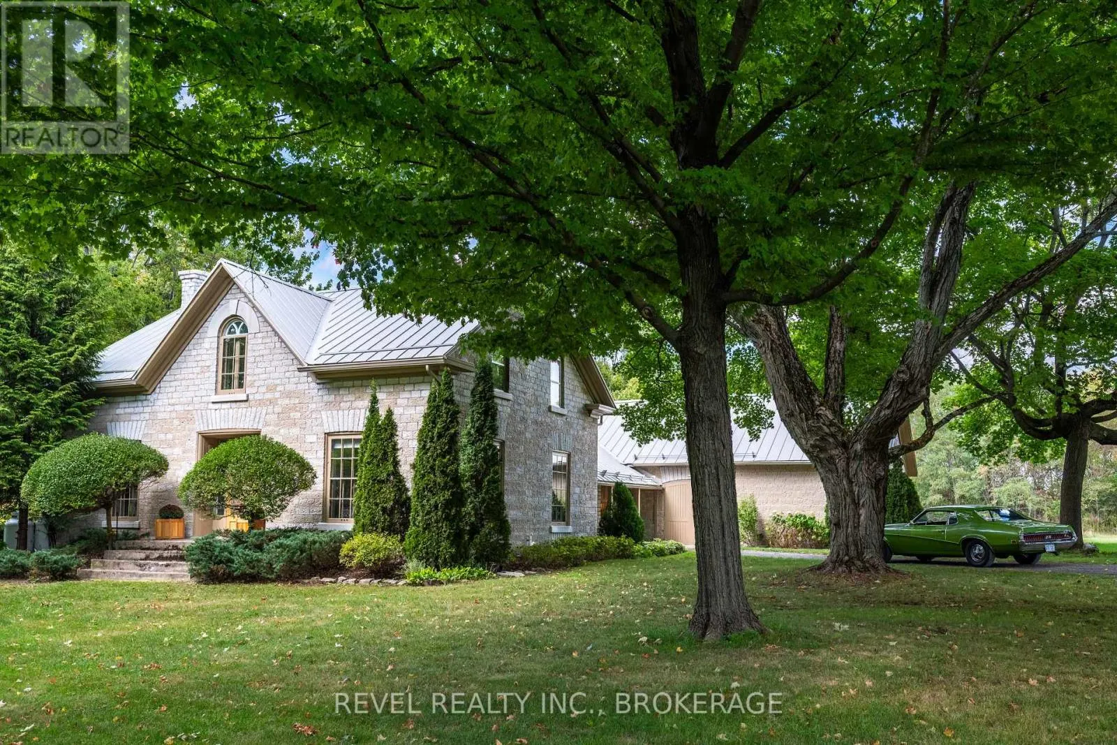 4247 HENDERSON ROAD