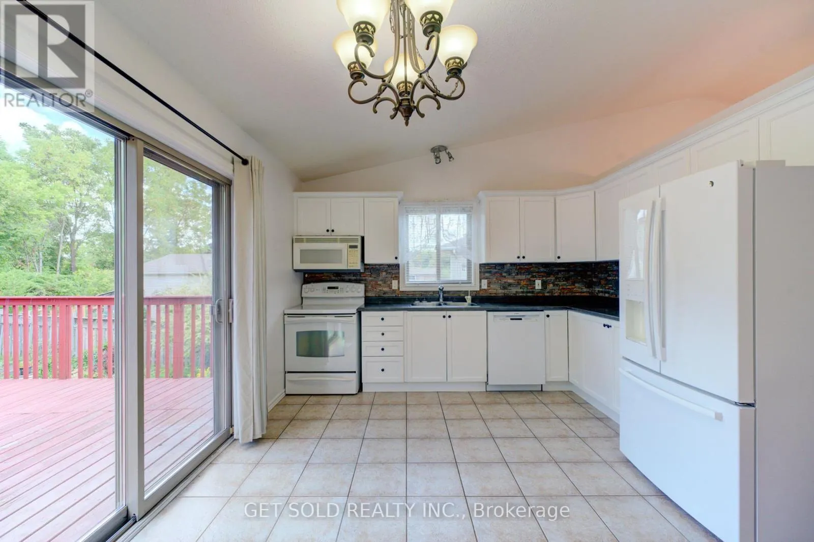 40 JO WHITNEY COURT
