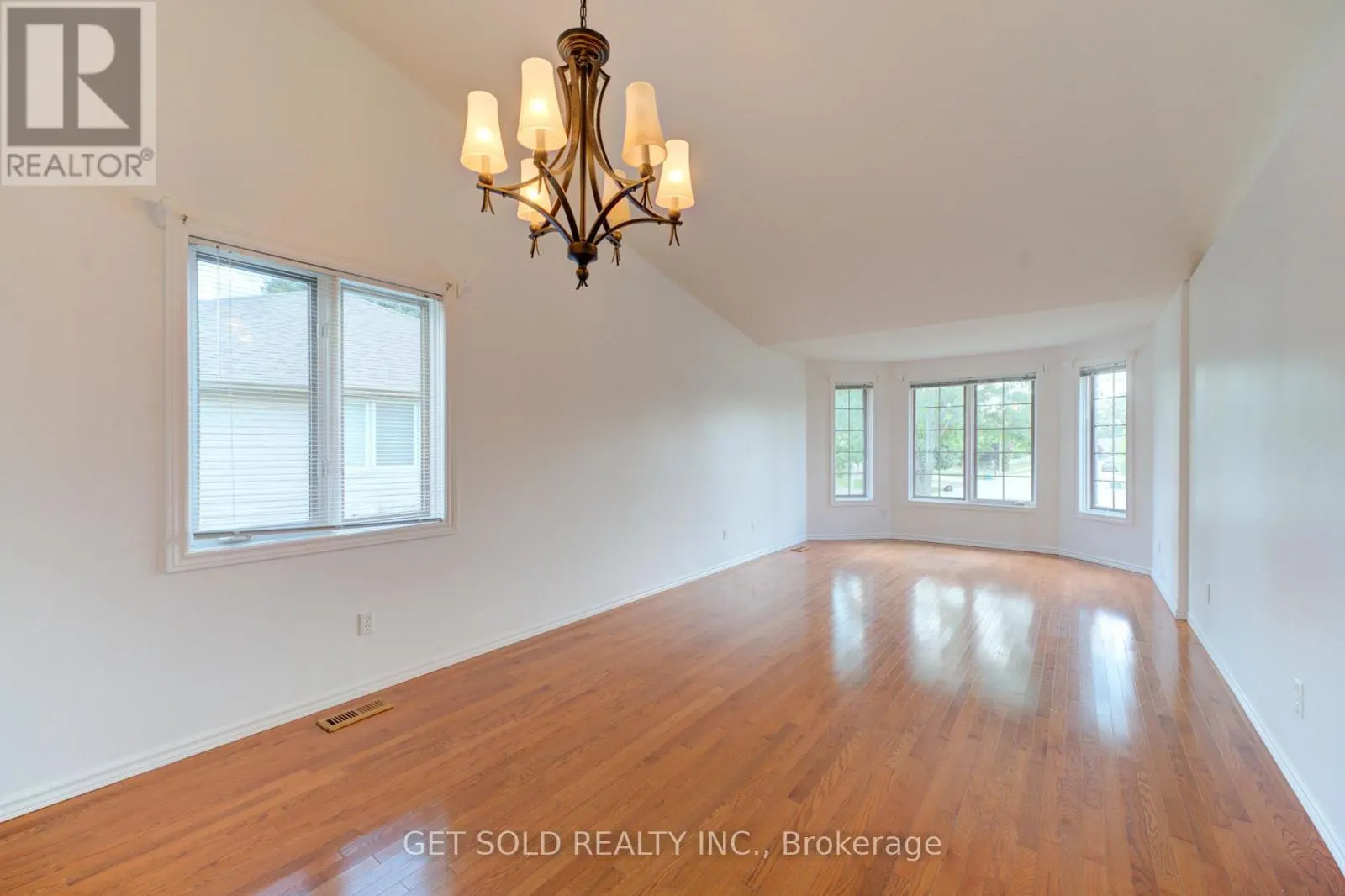 40 JO WHITNEY COURT
