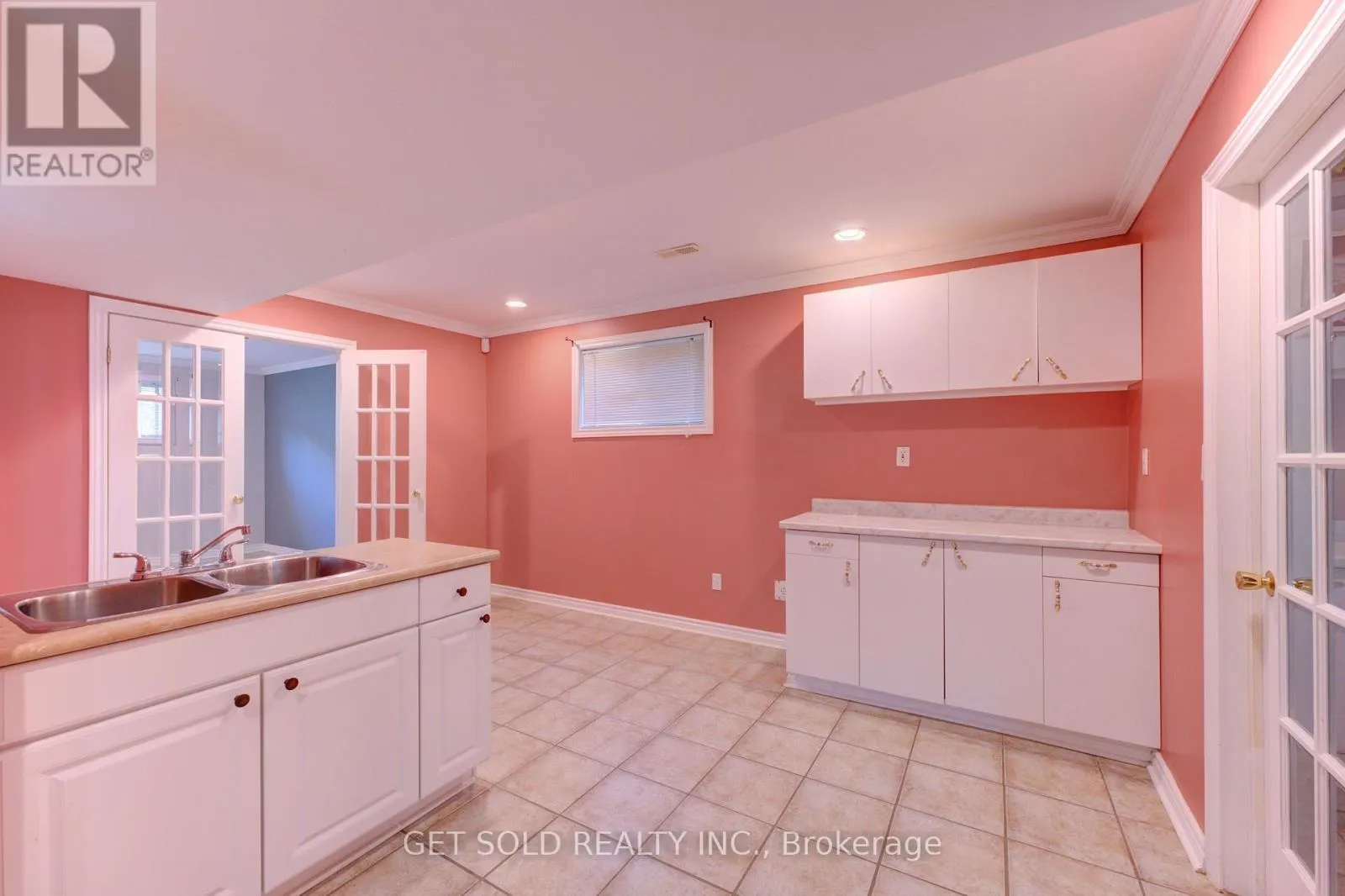 40 JO WHITNEY COURT