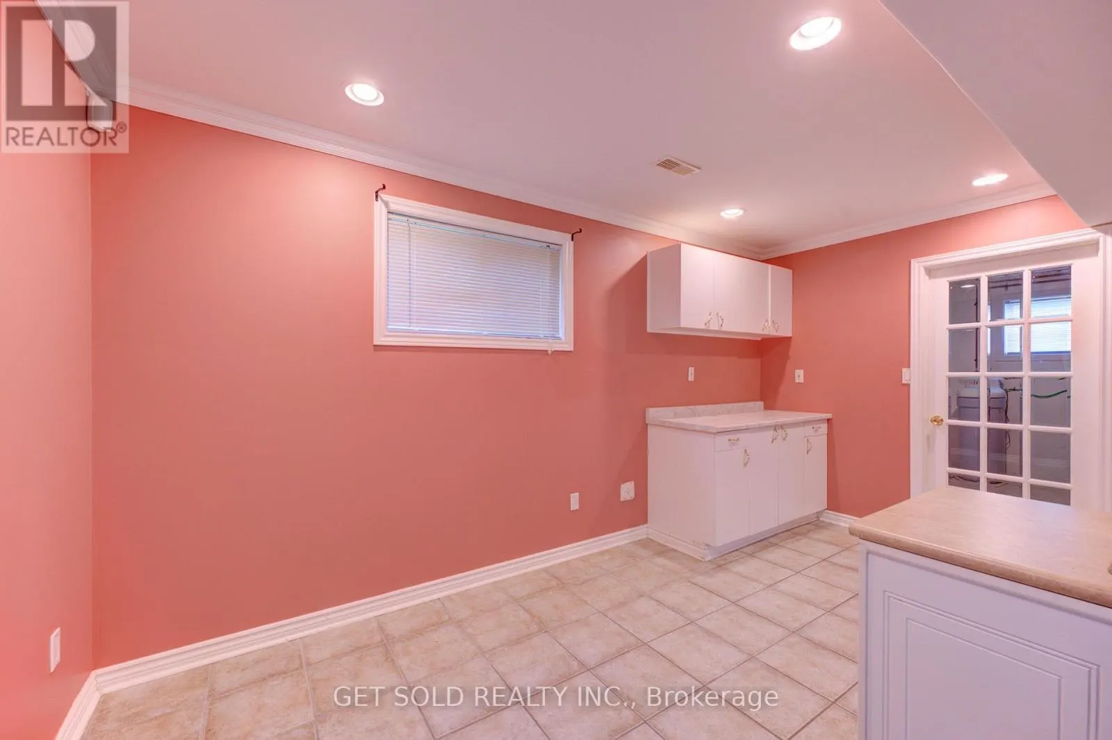 40 JO WHITNEY COURT