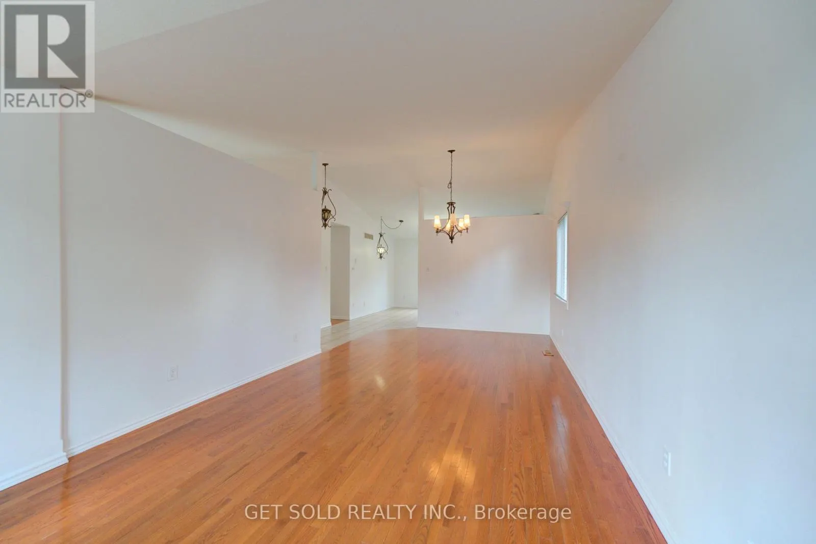 40 JO WHITNEY COURT