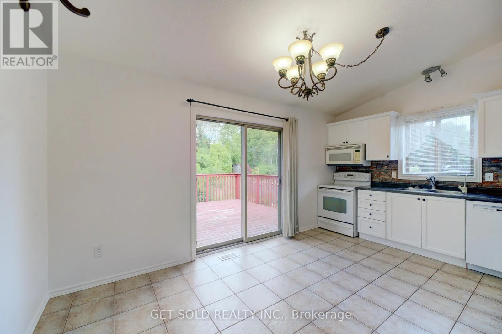 40 JO WHITNEY COURT
