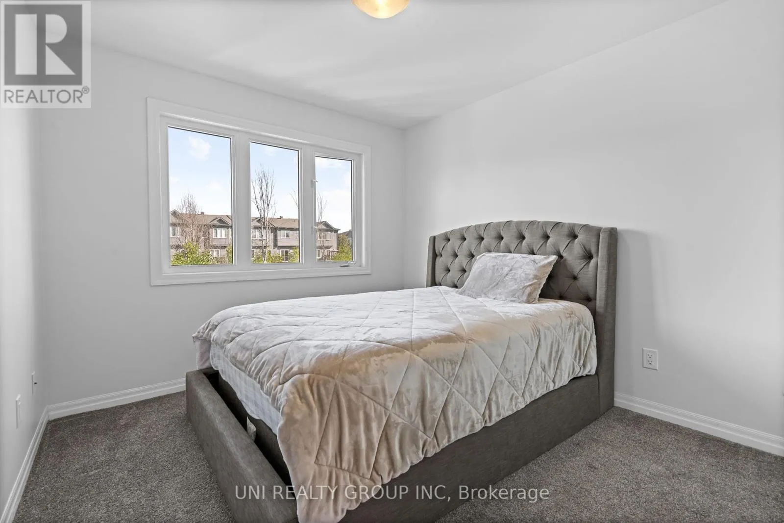 130 HAWKESWOOD DRIVE