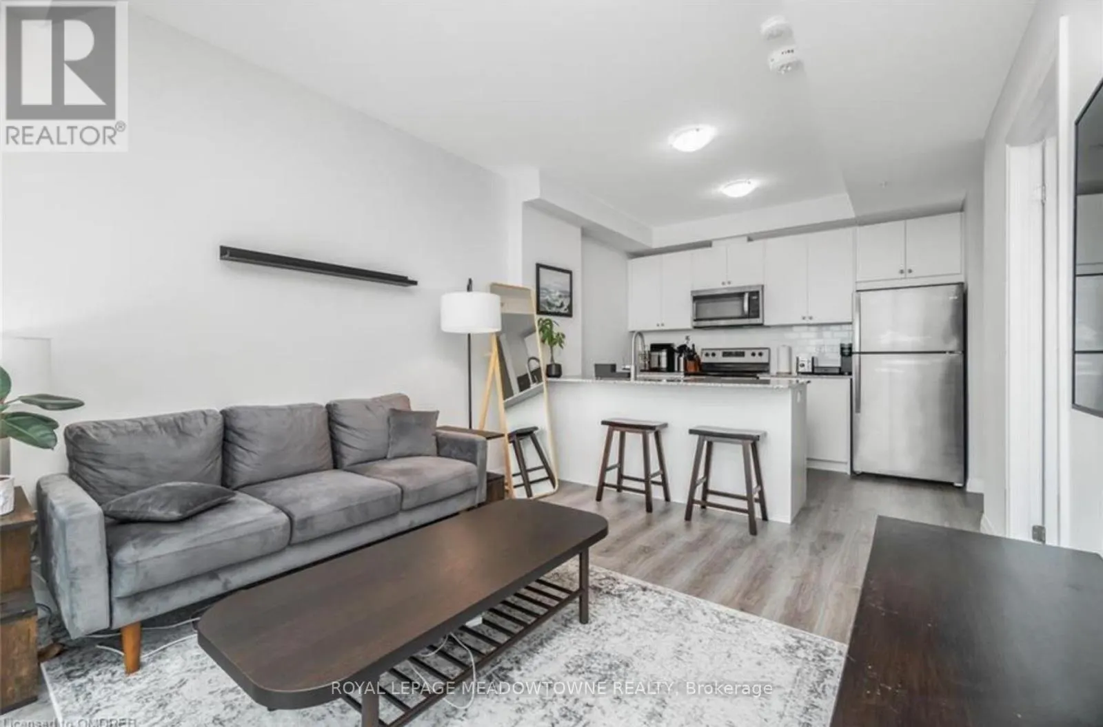 1206 - 60 CHARLES STREET W